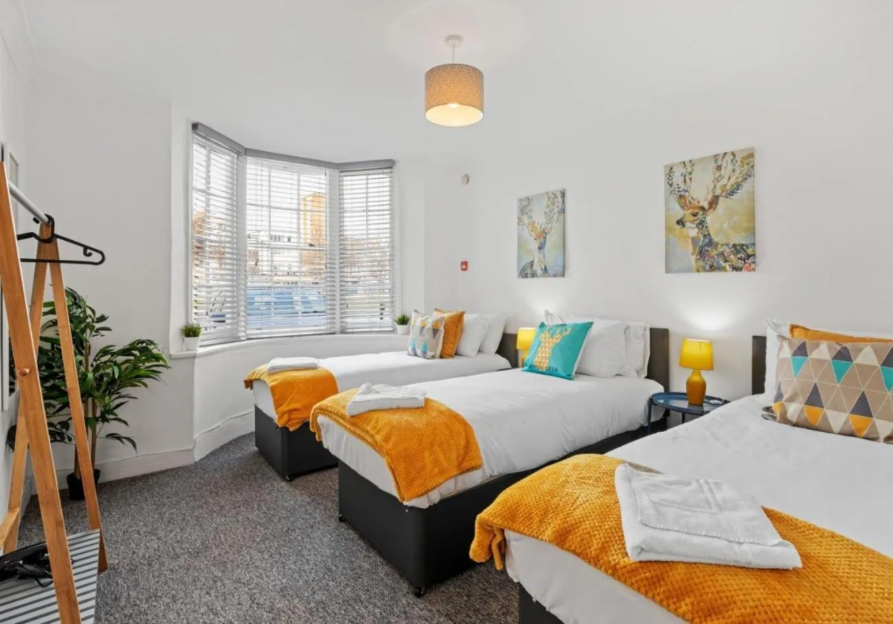 Bed in St Peters Pad By My Getaways Free Parking