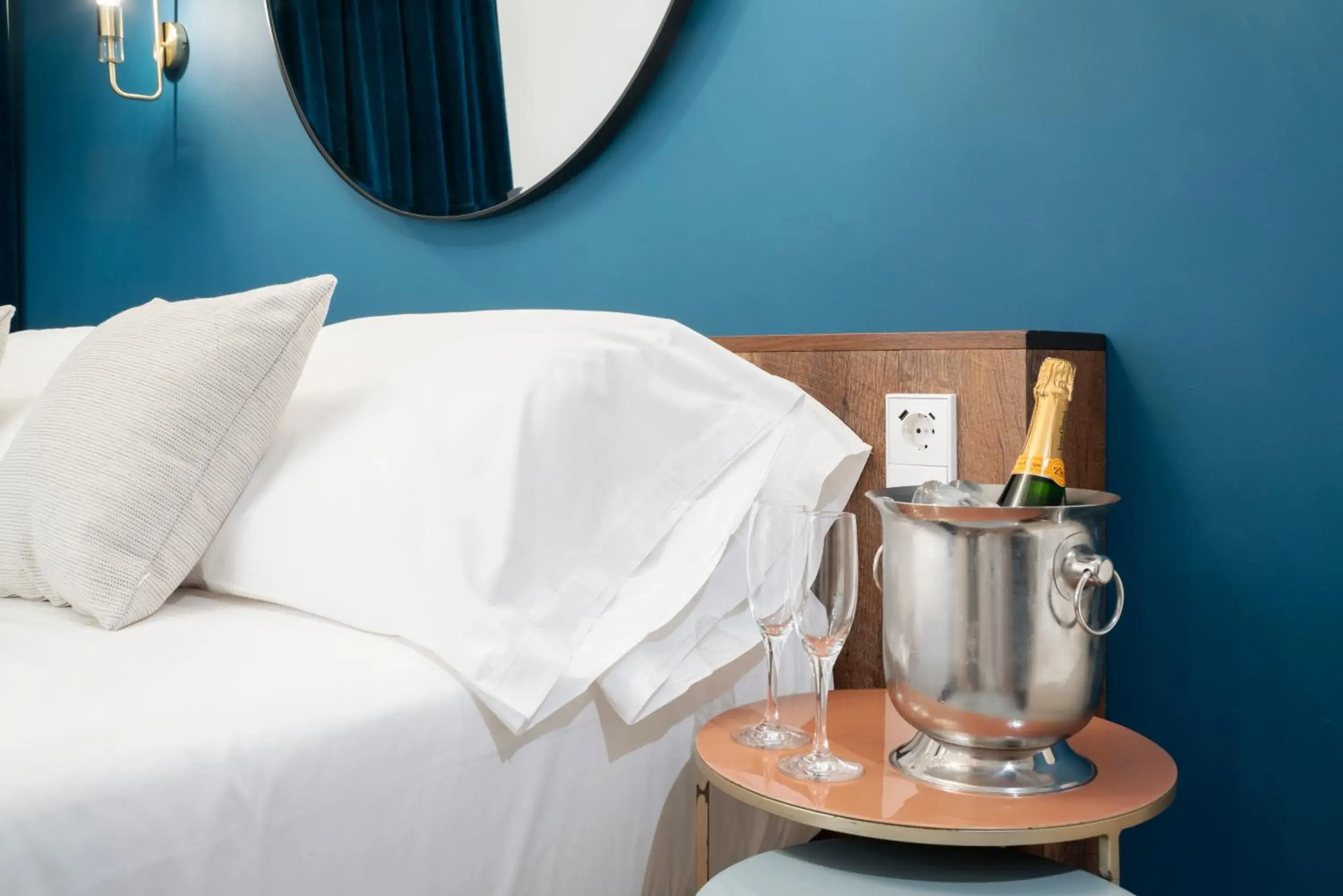 Superior King Room with Free Parking in H Regas Adults Only Superior King Room with Free Parking in H Regas Adults Only