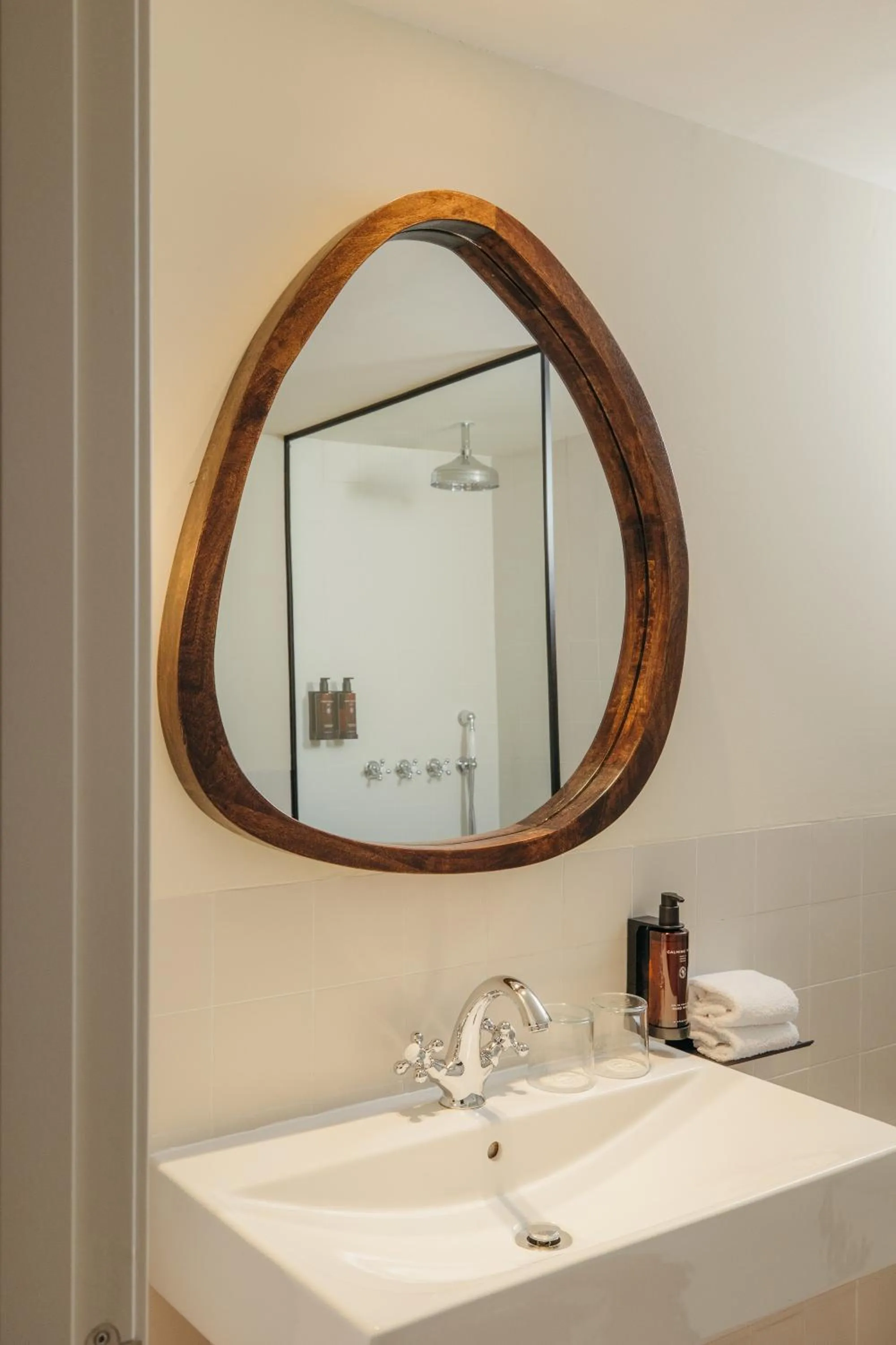 Toilet in H Regas Adults Only