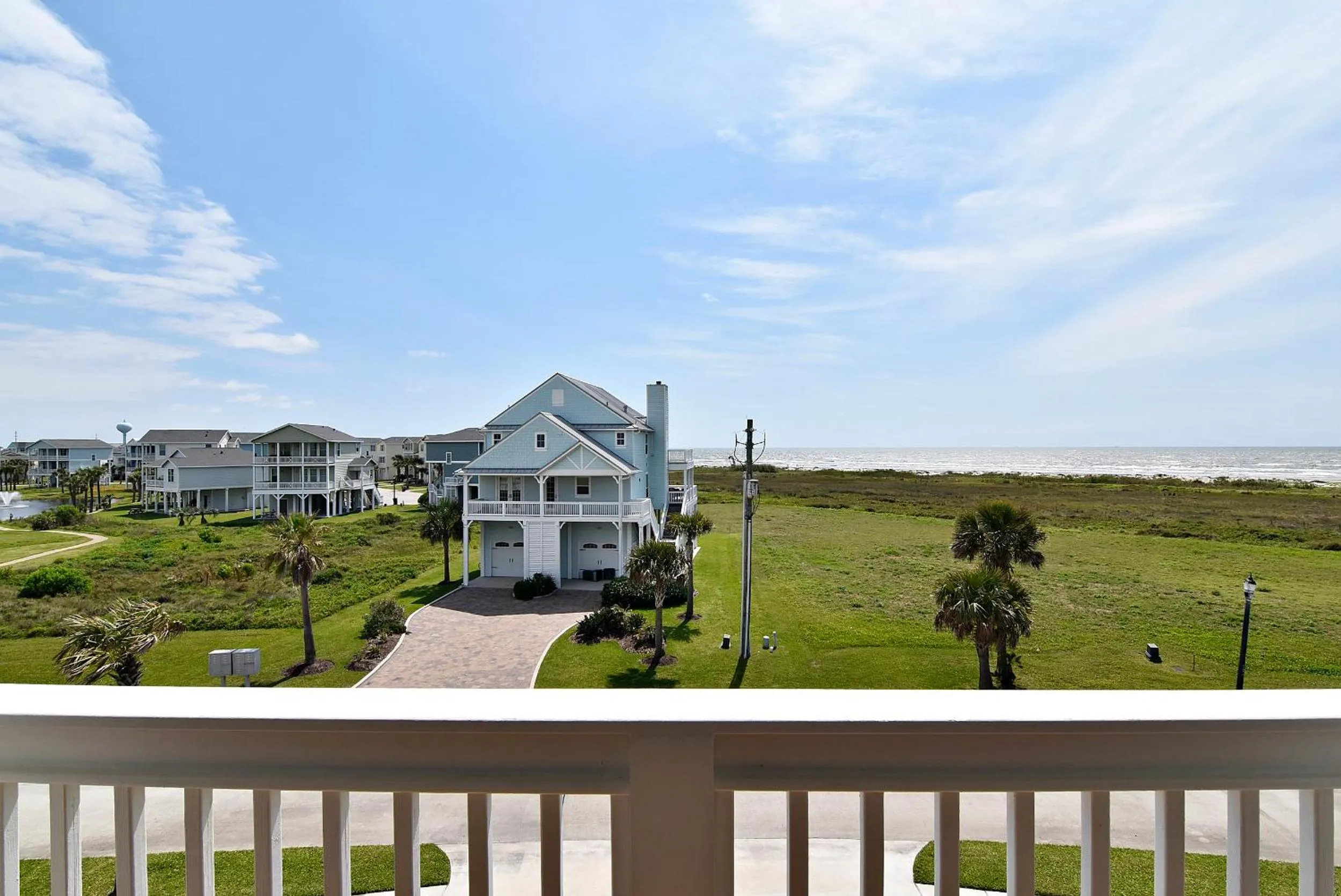 Property building in Wine Down