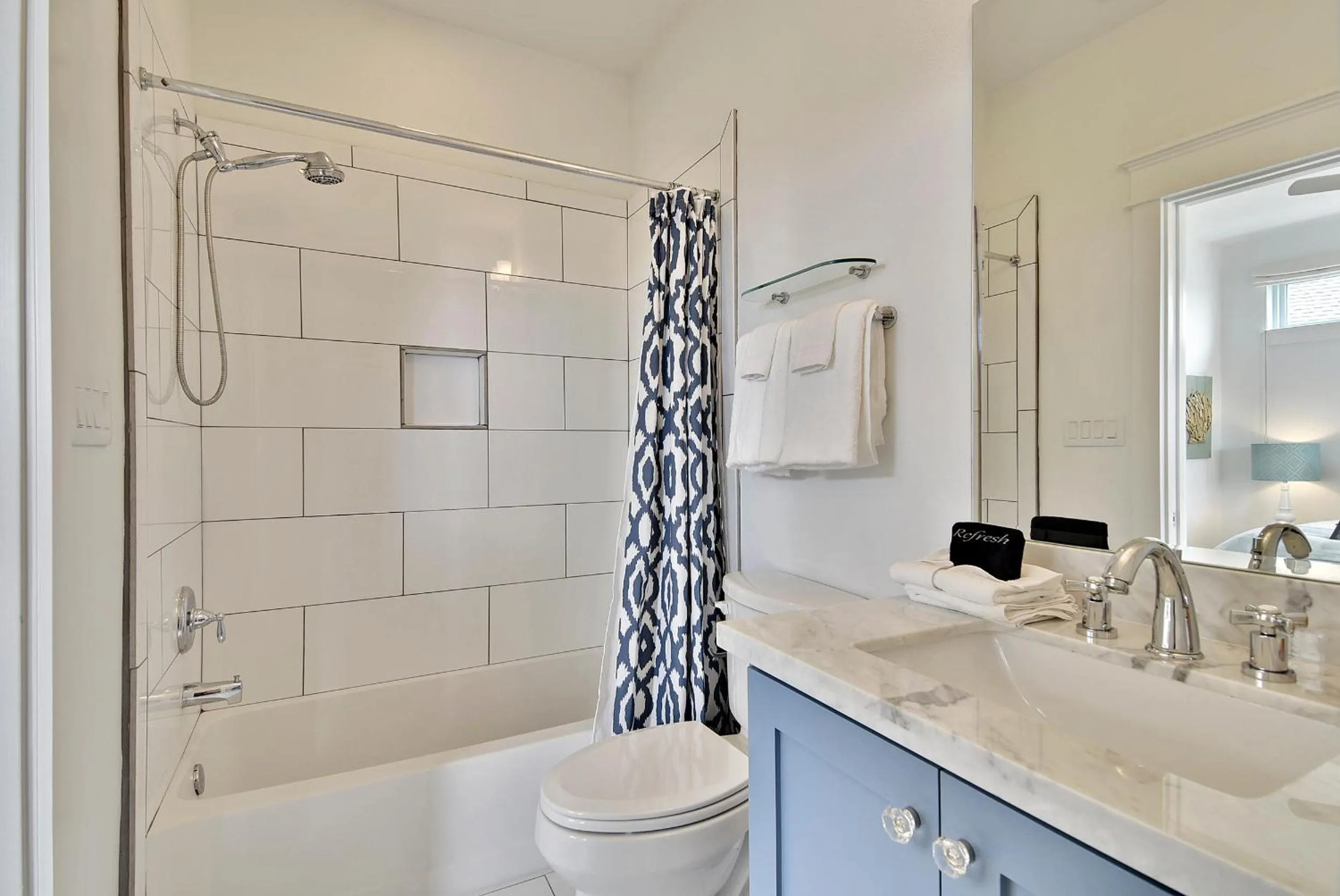 Bathroom in Wine Down