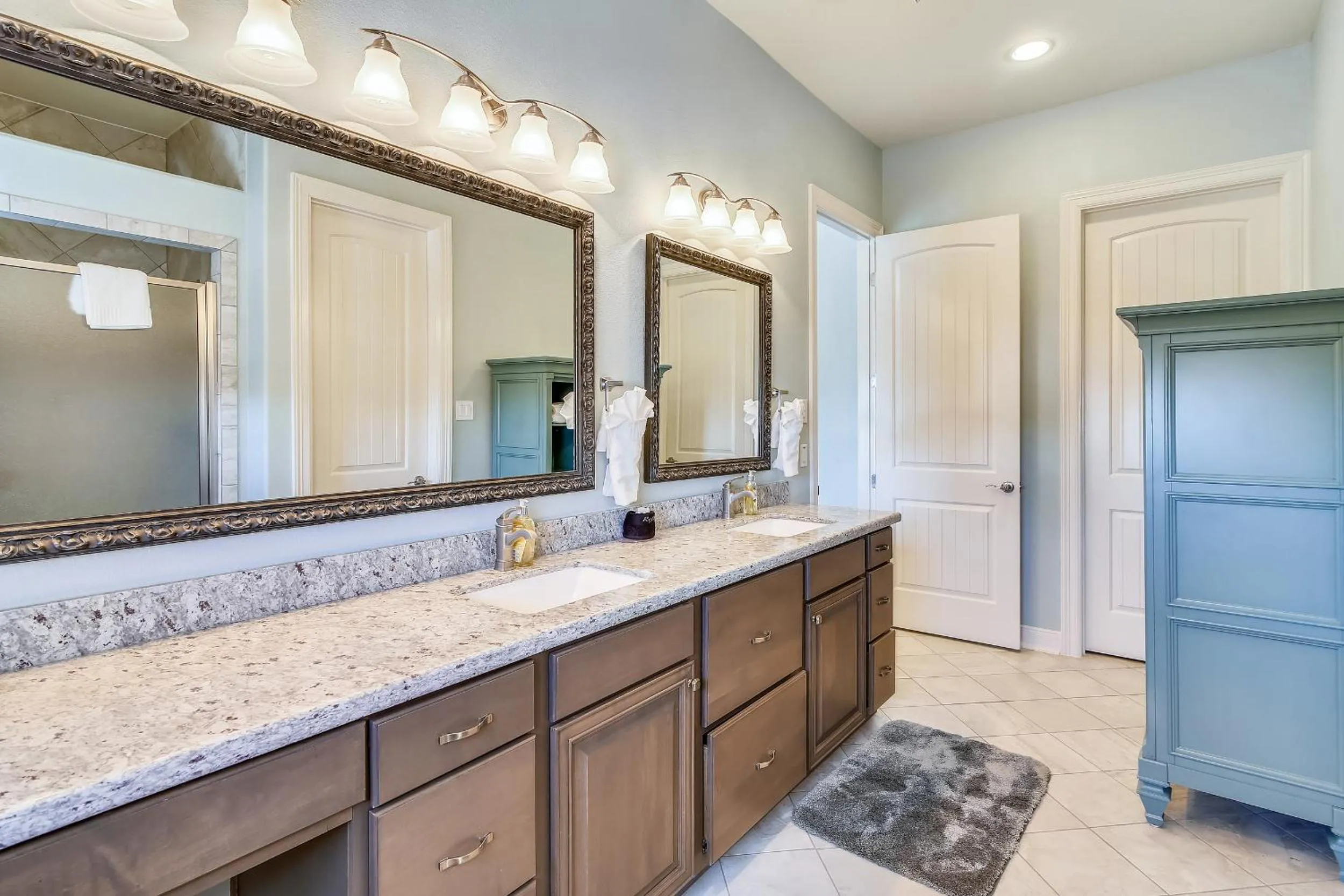 Kitchen or kitchenette in Sandpiper Treasure