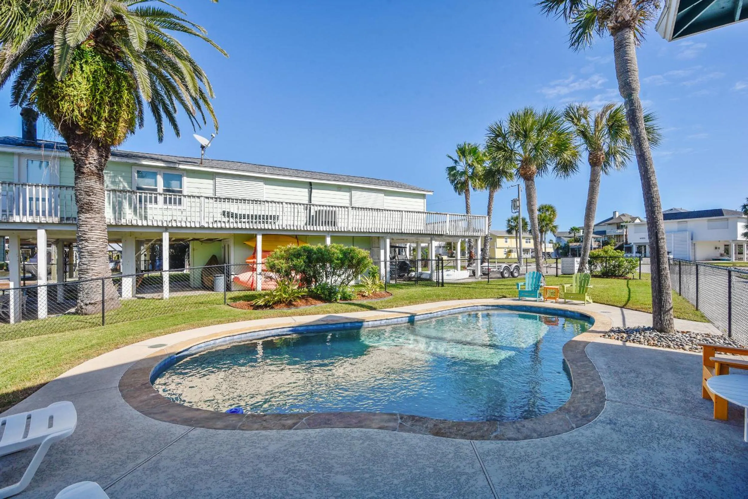 Swimming pool in Reel Paradise