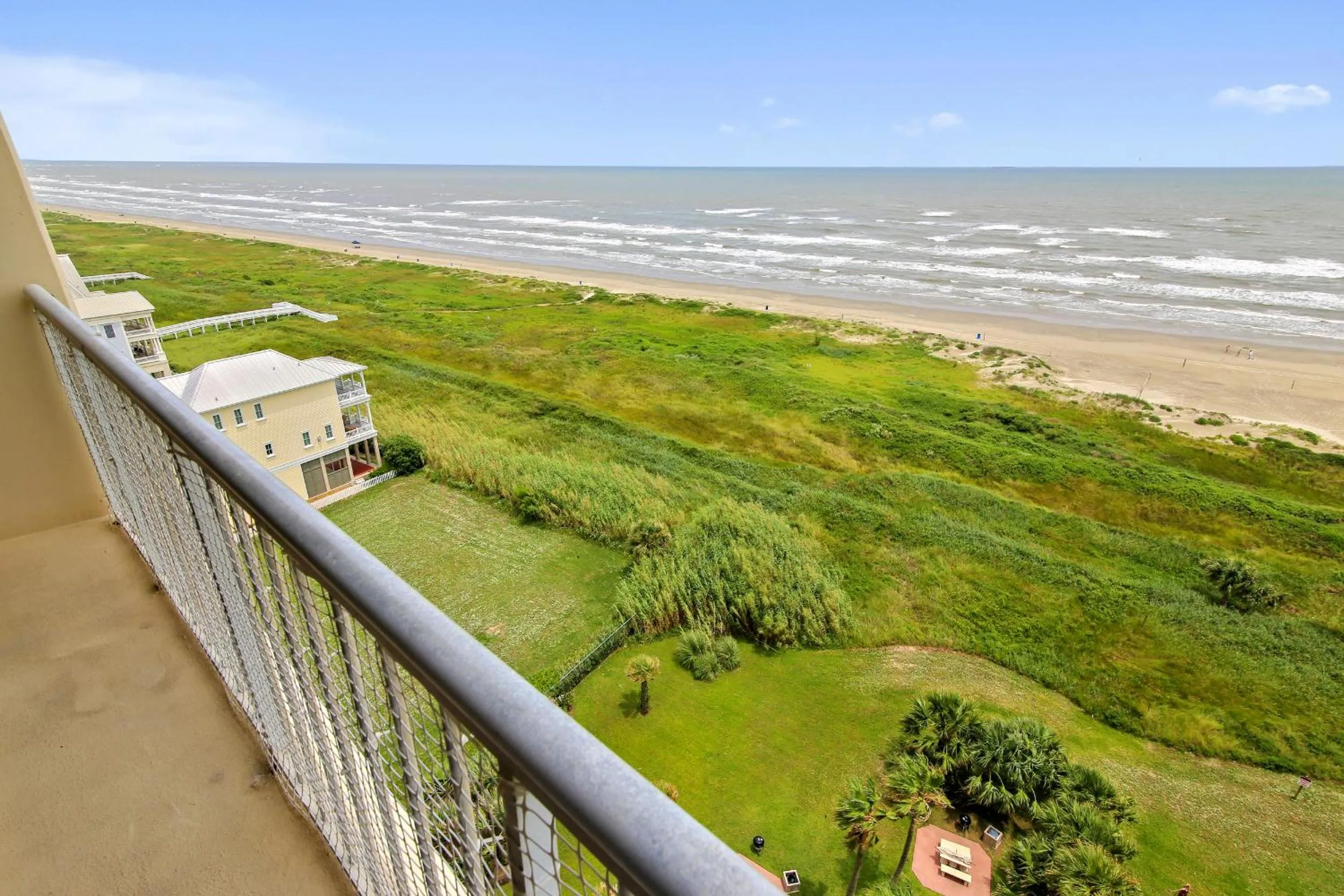 Property building in Galvestonian 1002-Beachfront Getaway