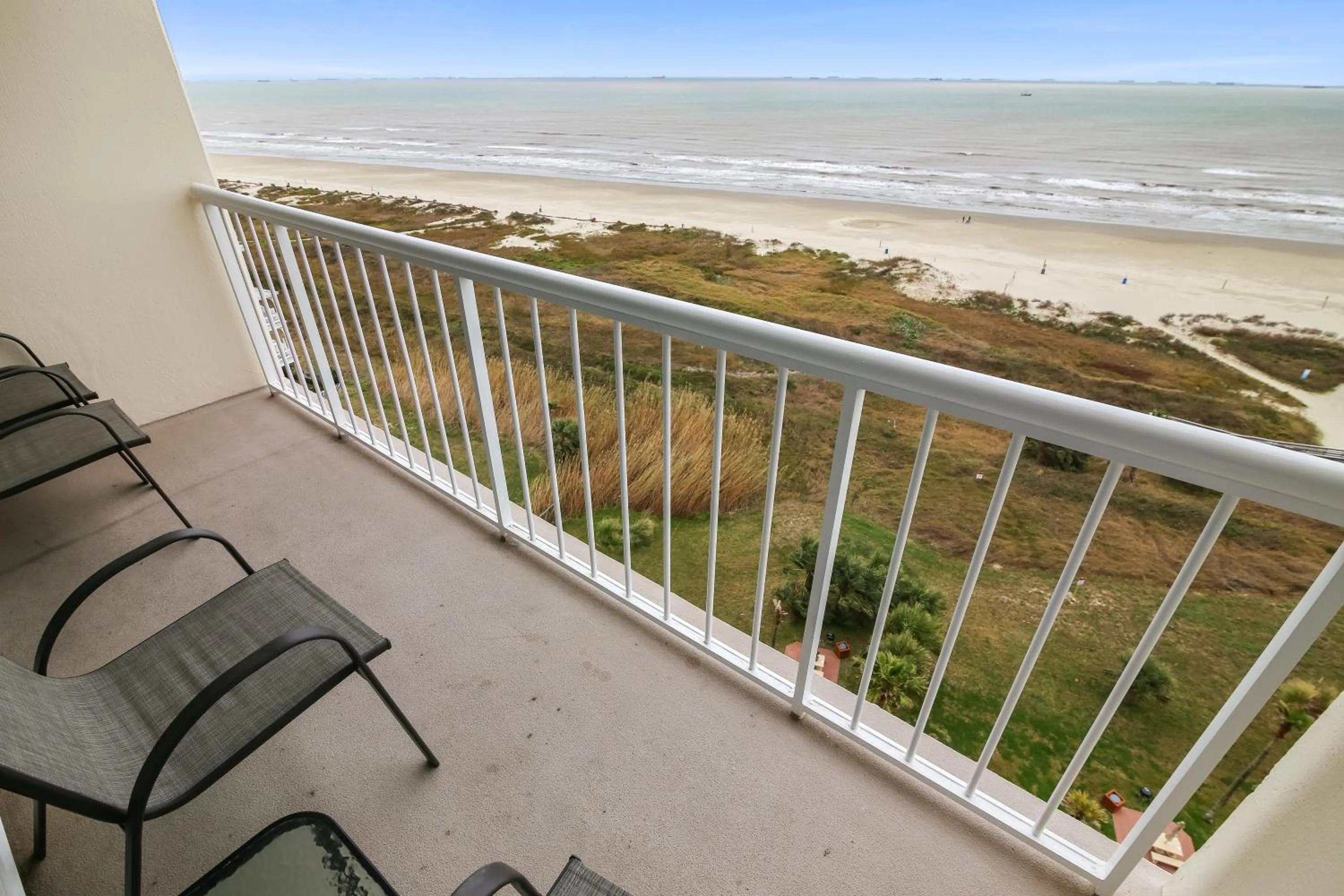 Property building in Galvestonian 1002-Beachfront Getaway
