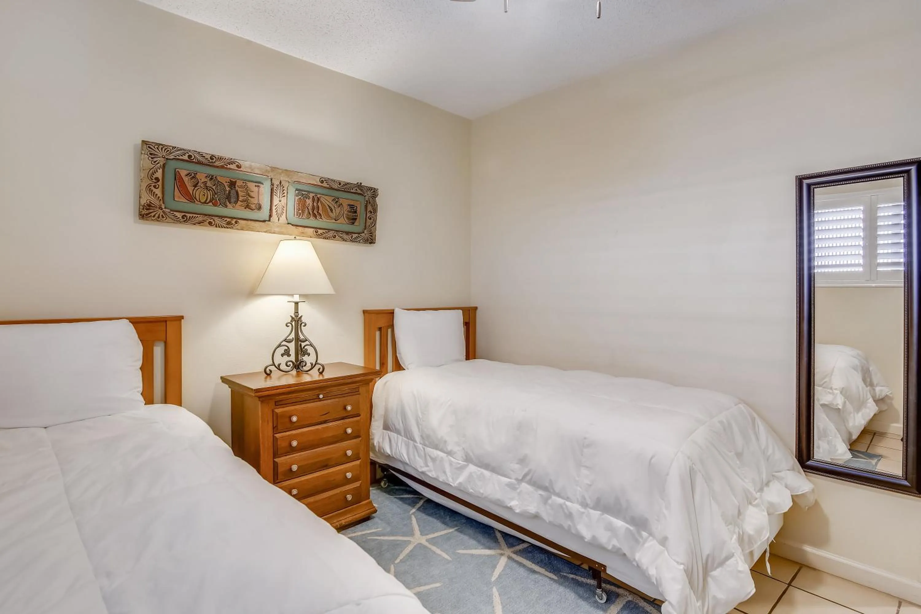Bedroom, Bed in Galvestonian 1002-Beachfront Getaway