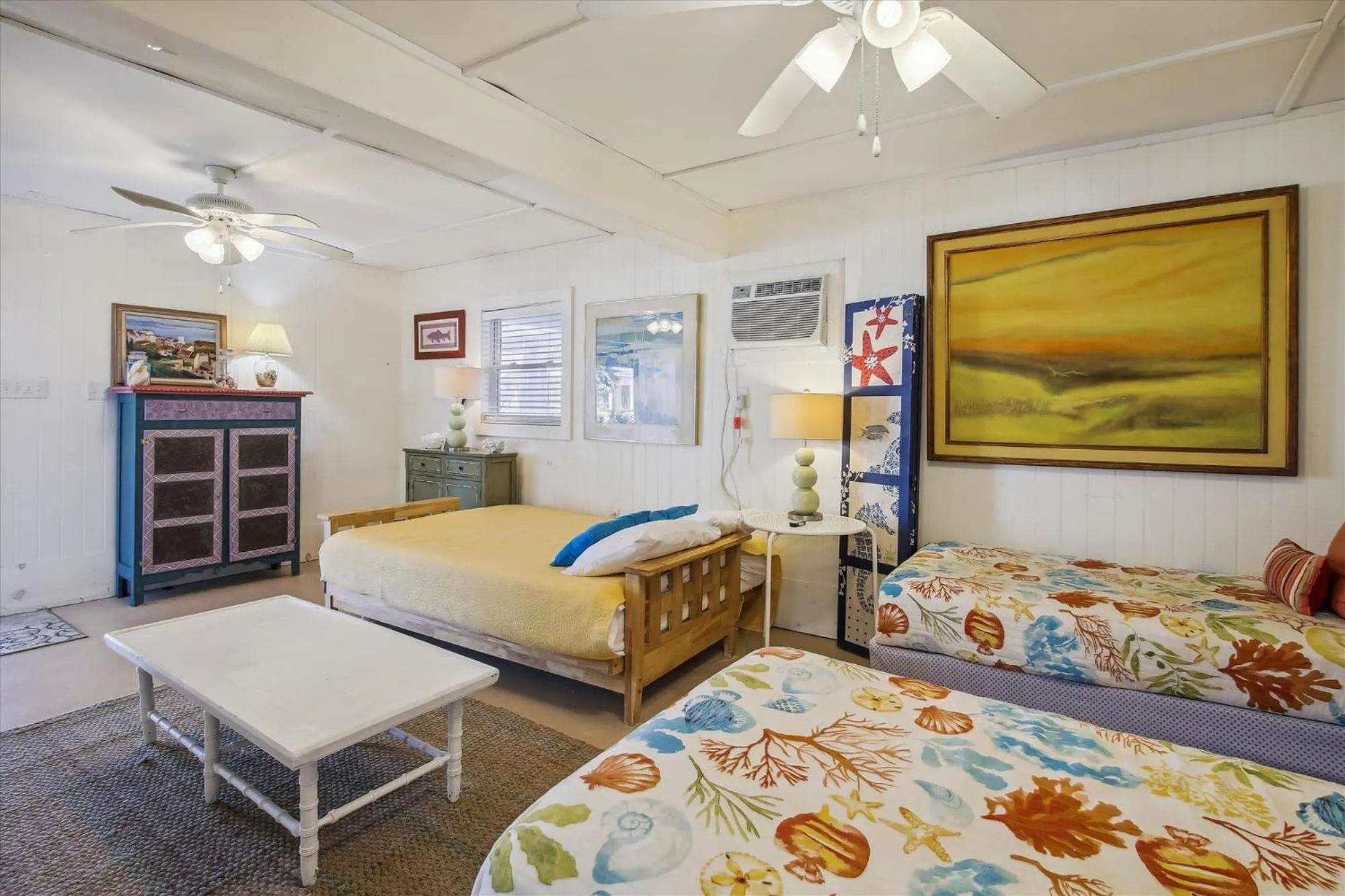 Bed in Casa Rosa West