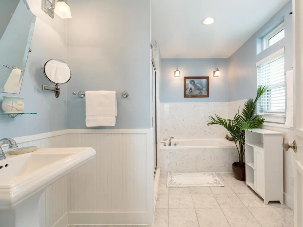 Property building in Once Upon a Tide