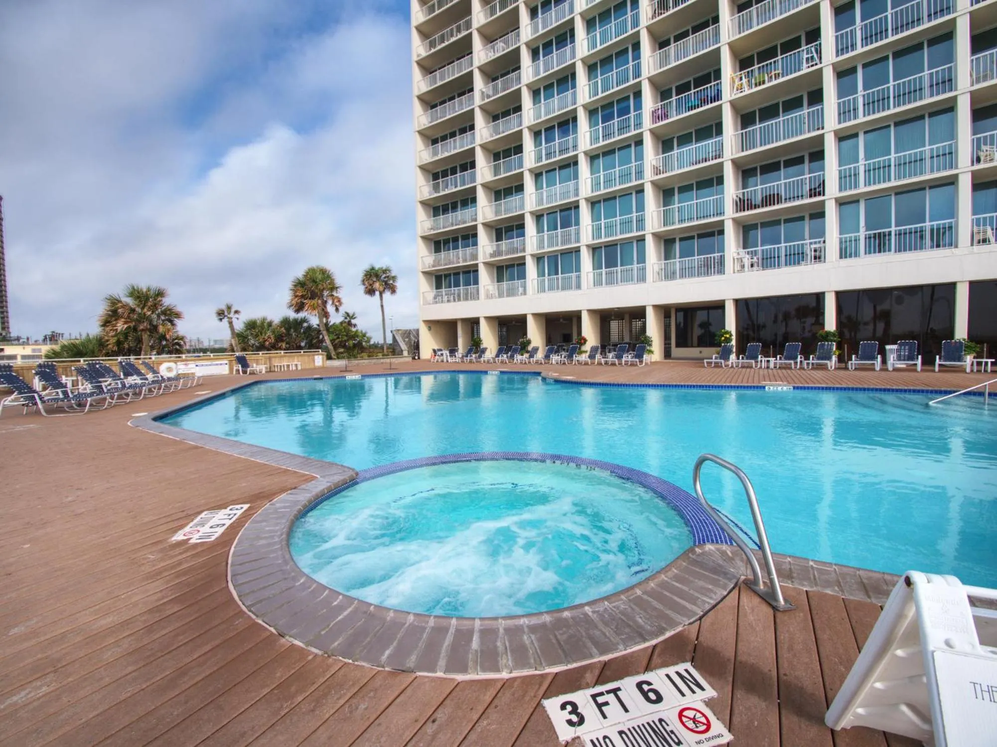 Swimming pool in Galvestonian 112-Beachfront Hideaway