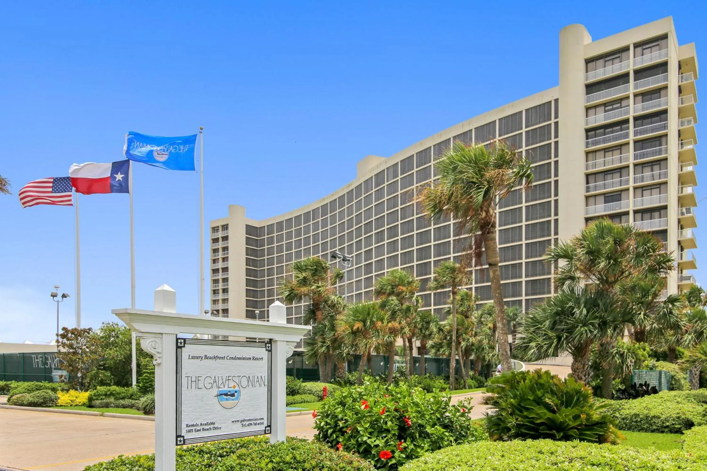 Property building in Galvestonian 112-Beachfront Hideaway