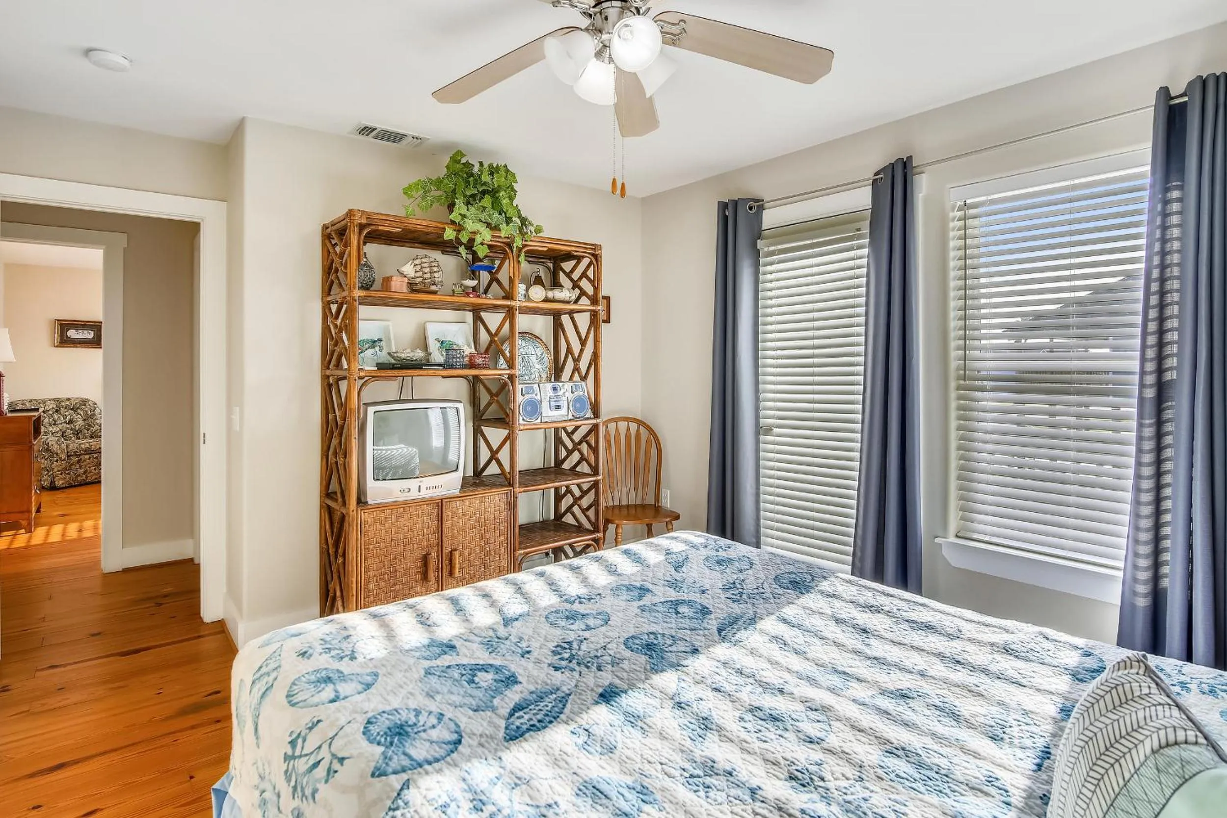 Bedroom in Accompanied By The Sea