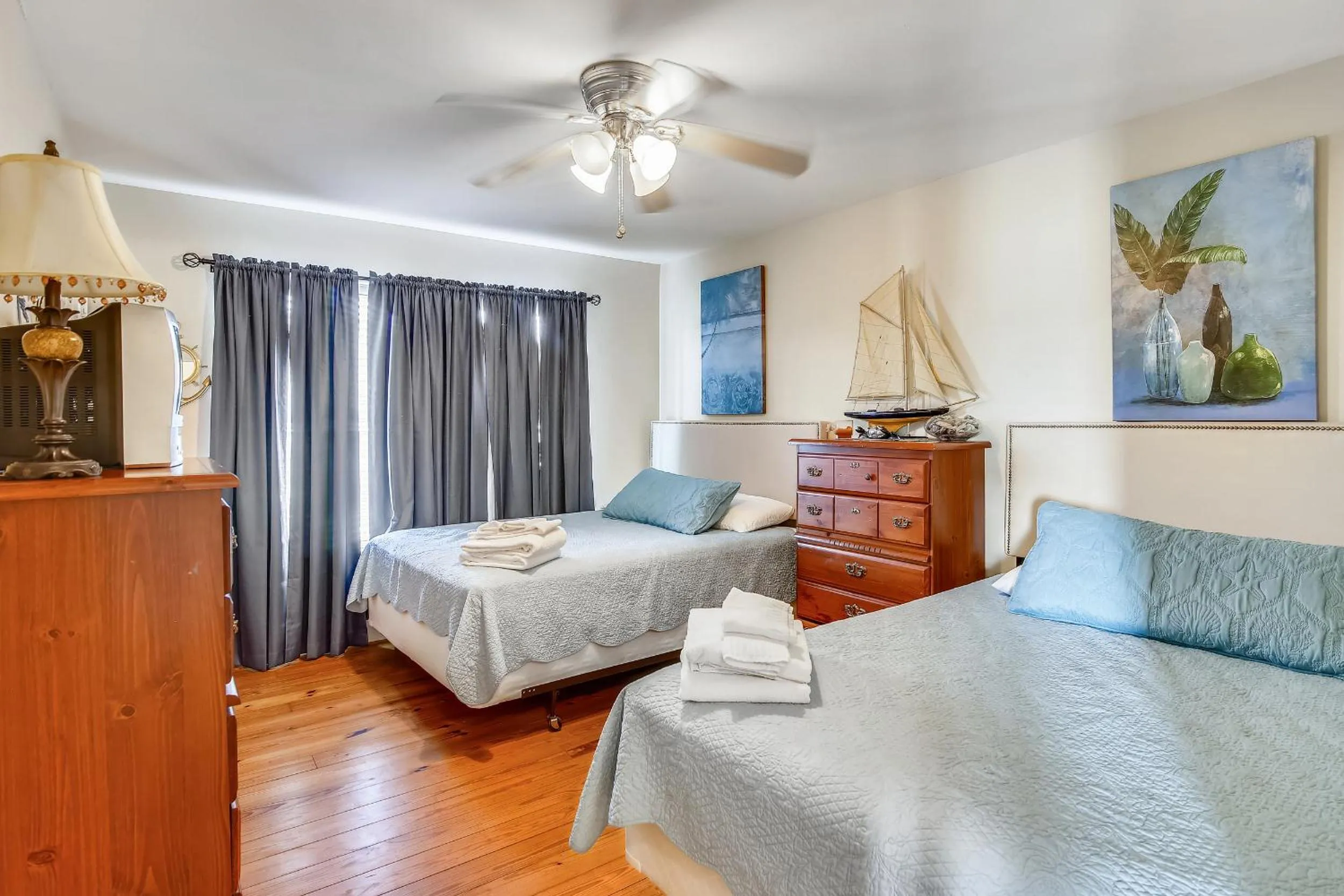 Property building in Accompanied By The Sea