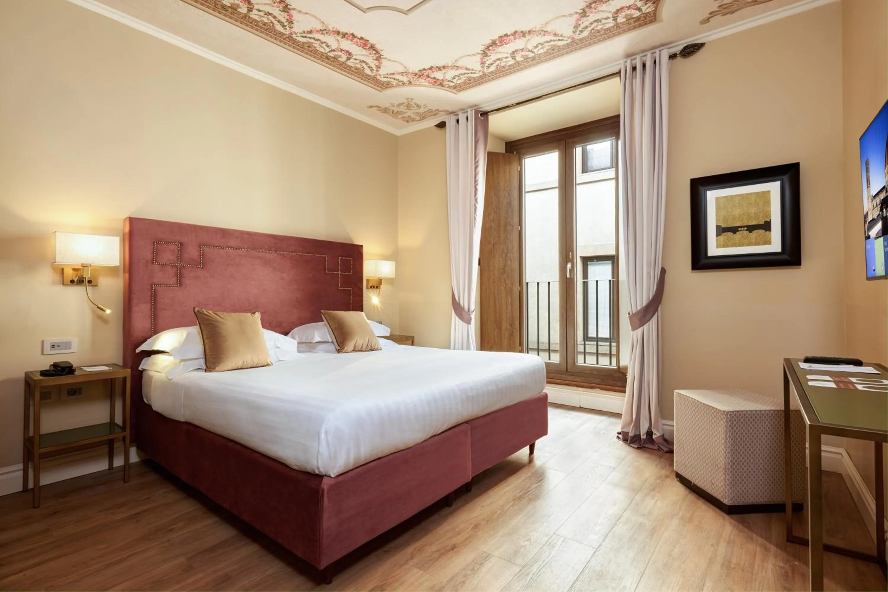 Bedroom, Bed in Grand Hotel Cavour