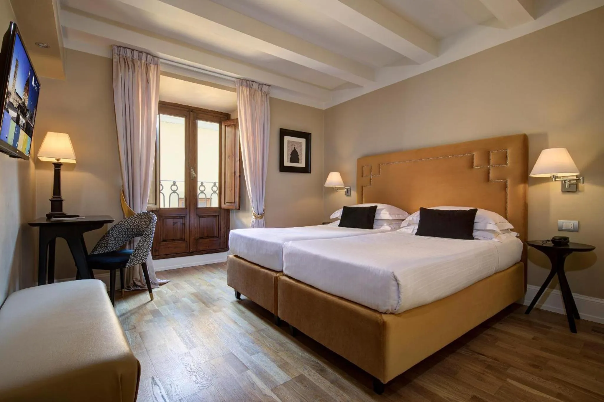 Bedroom, Bed in Grand Hotel Cavour