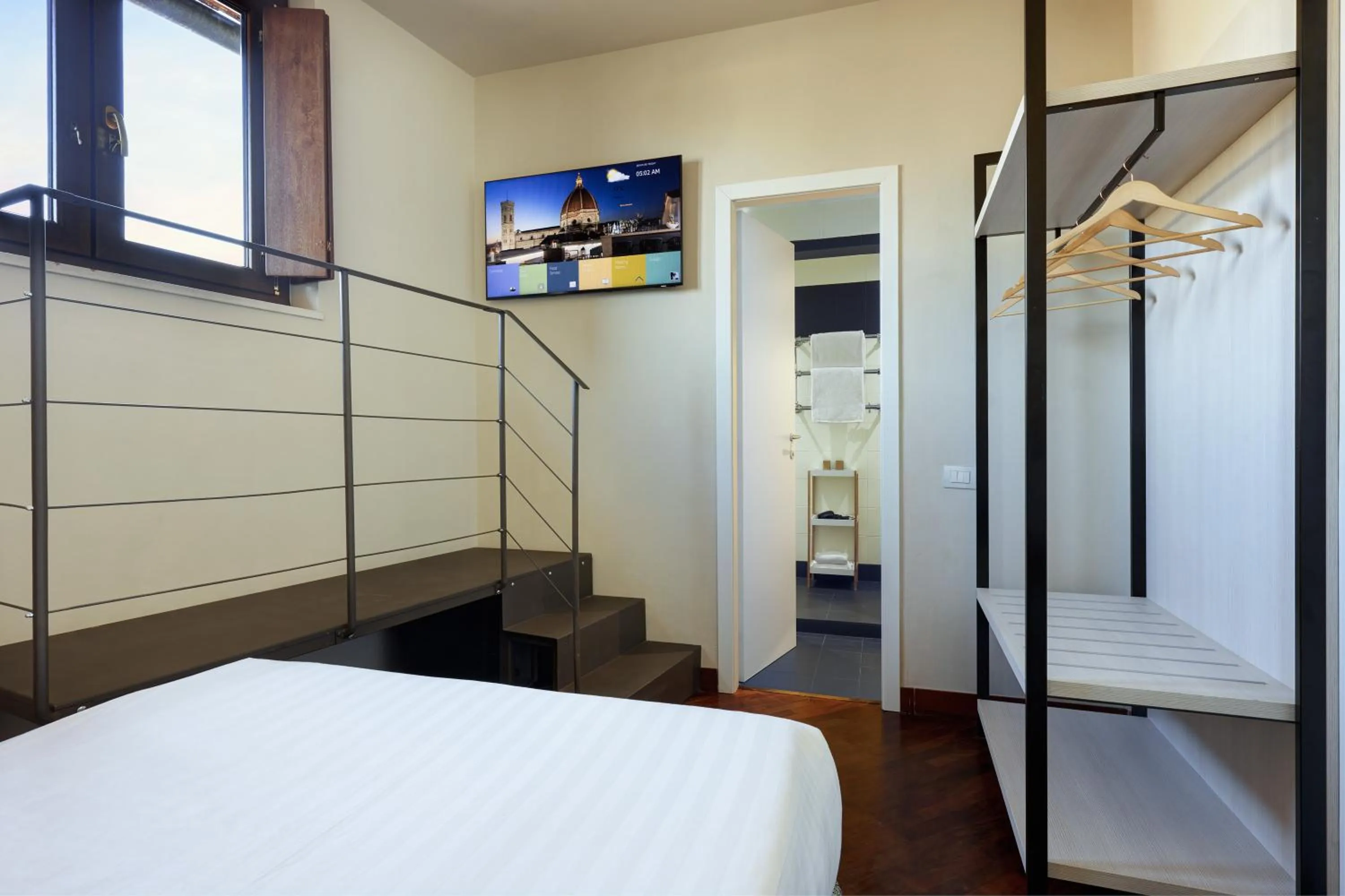 Photo of the whole room, Bed in Grand Hotel Cavour