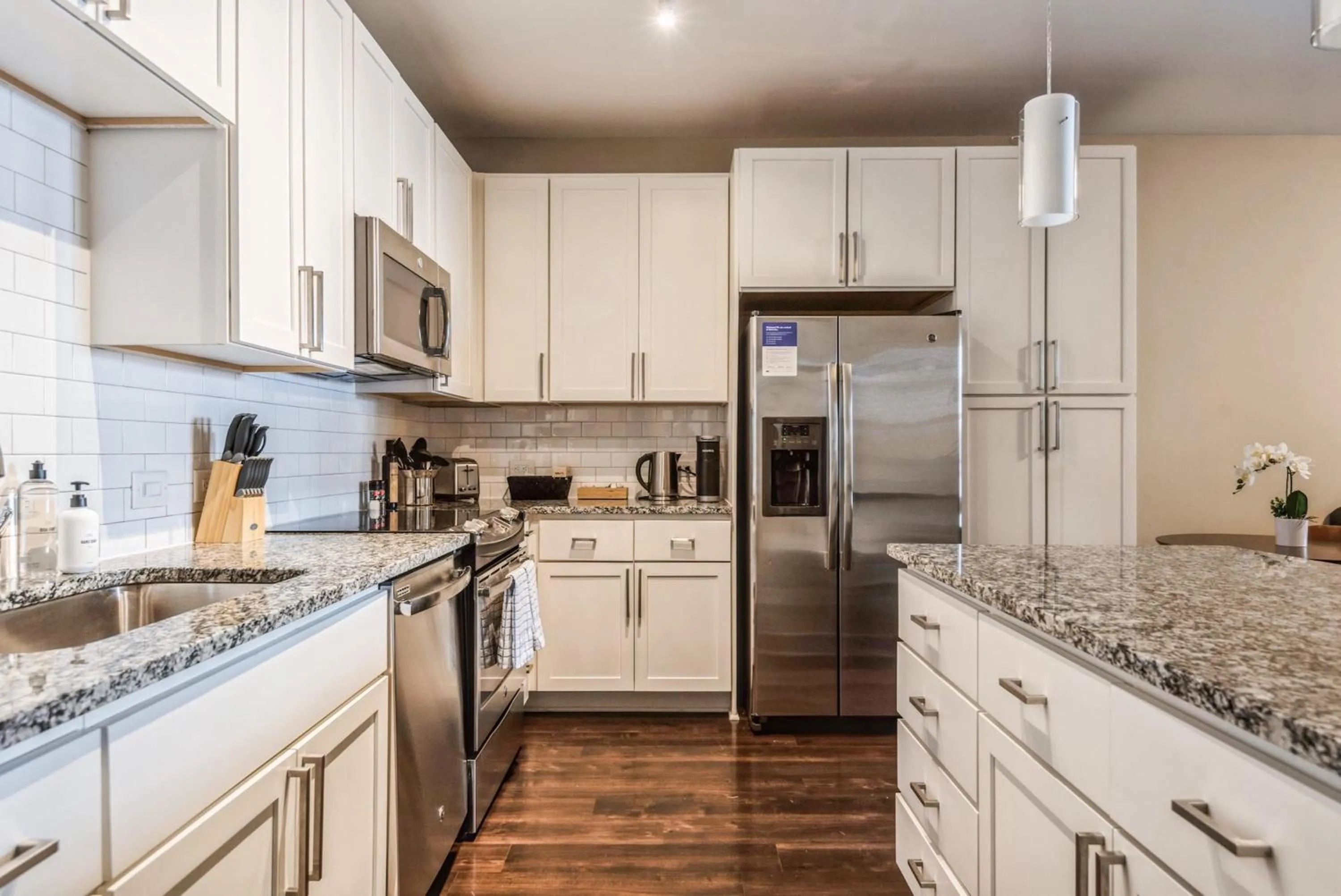 Property building in Kasa Dilworth Charlotte