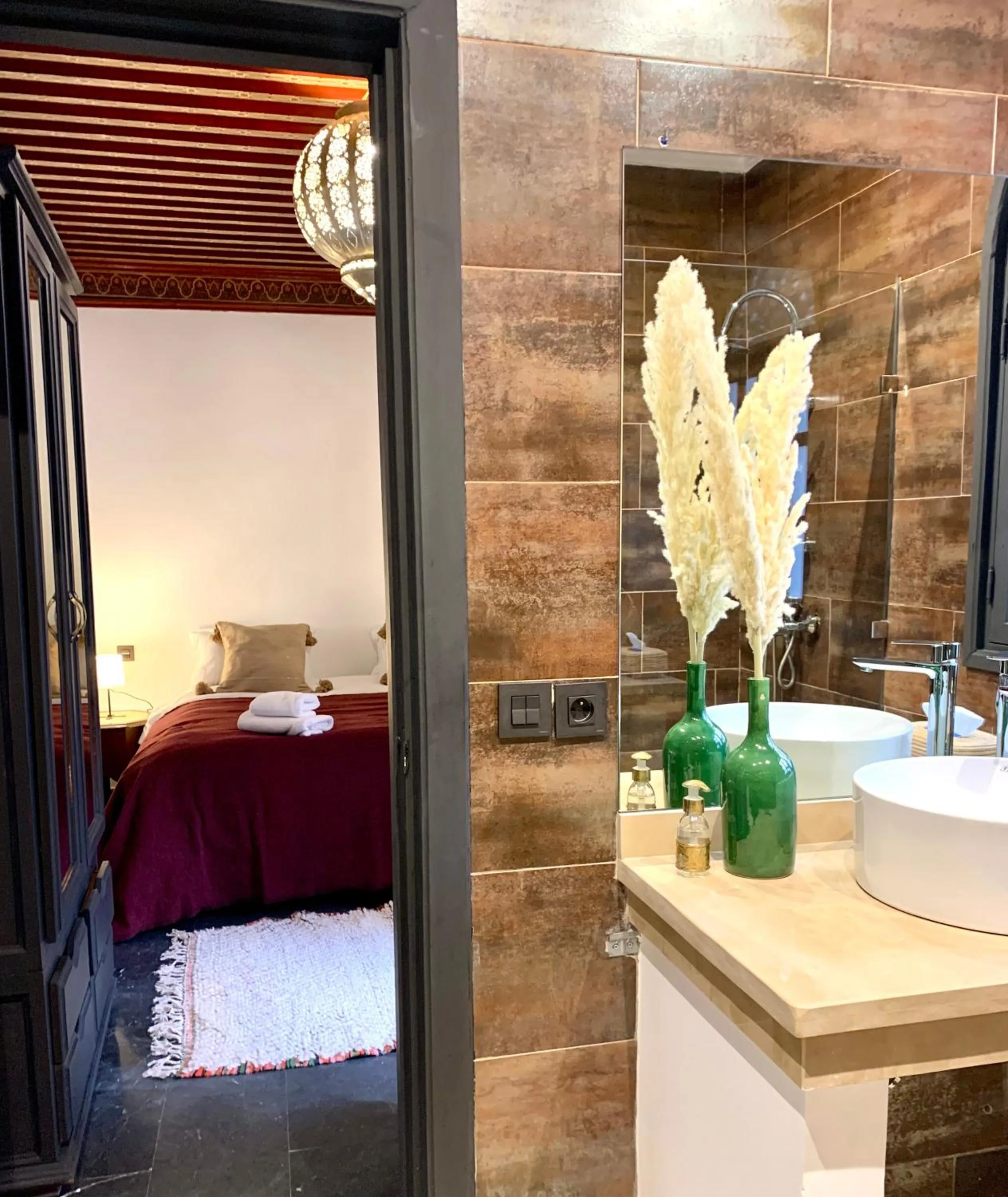 Photo of the whole room, Bed in Riad Ksar Saad & Spa