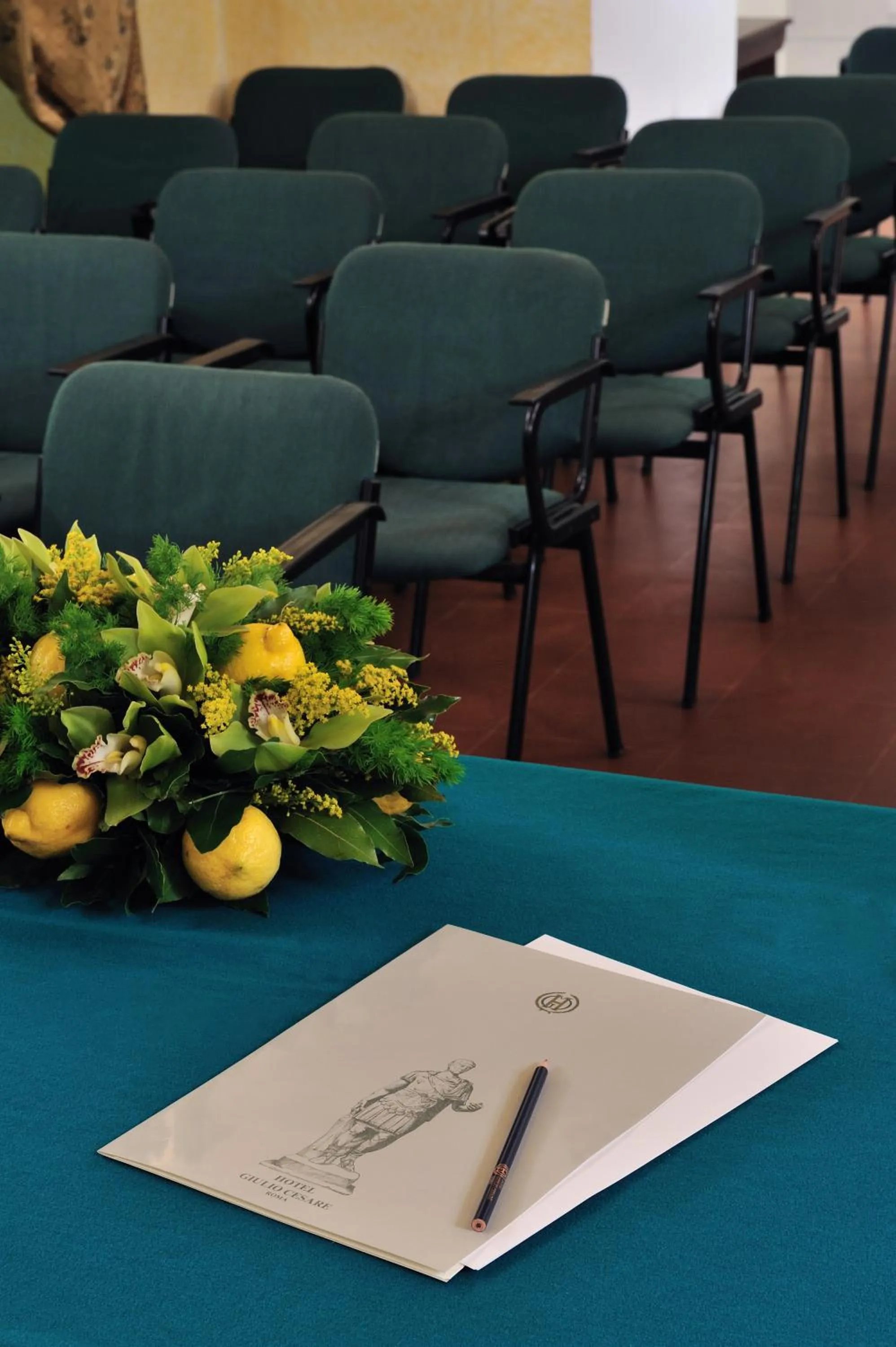 Business facilities, Business Area/Conference Room in Hotel Giulio Cesare