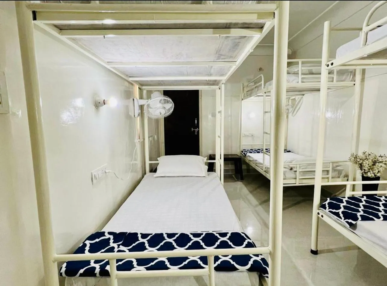 bunk bed, Bed in Hostel ivory