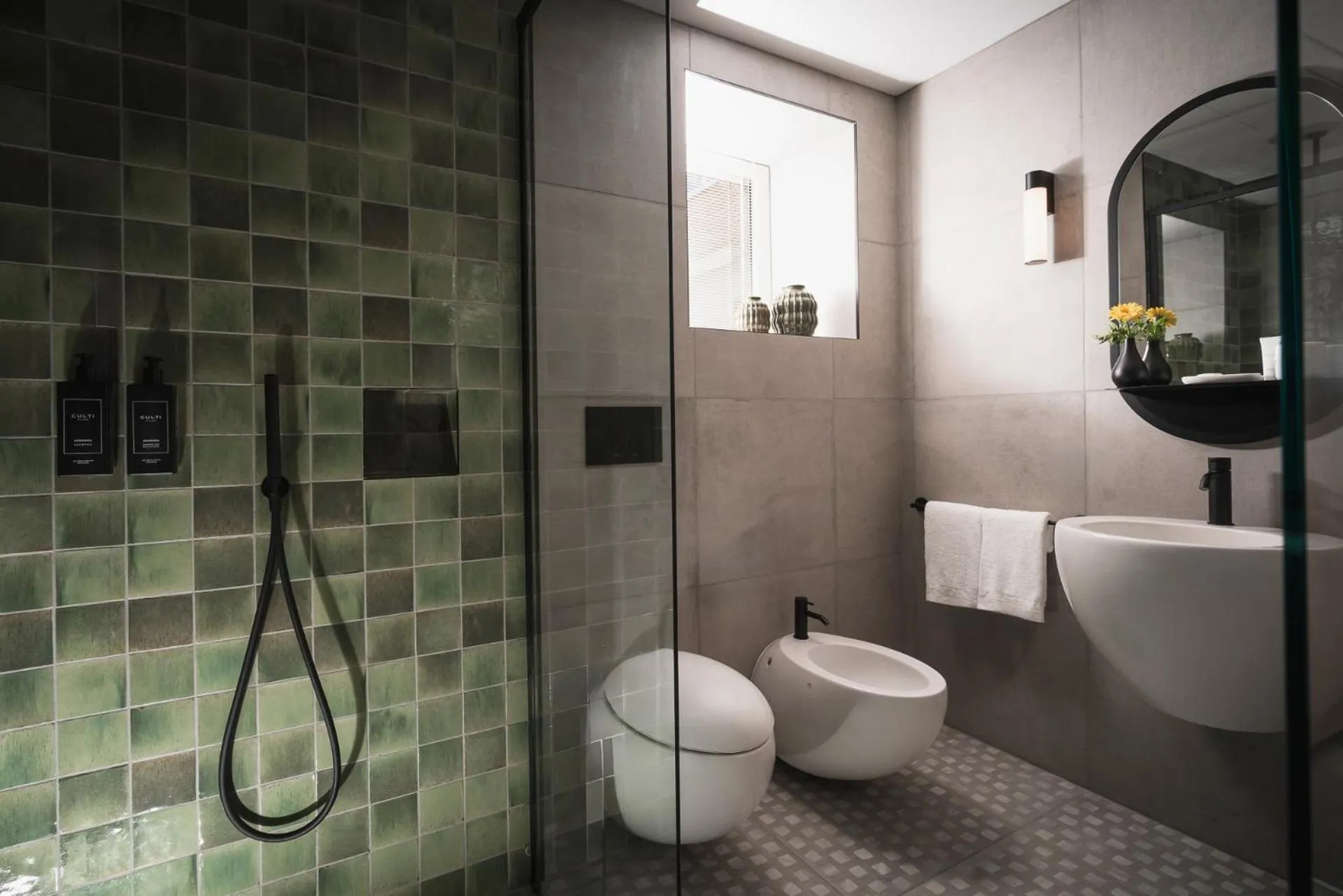 Shower in DuoMo Hotel