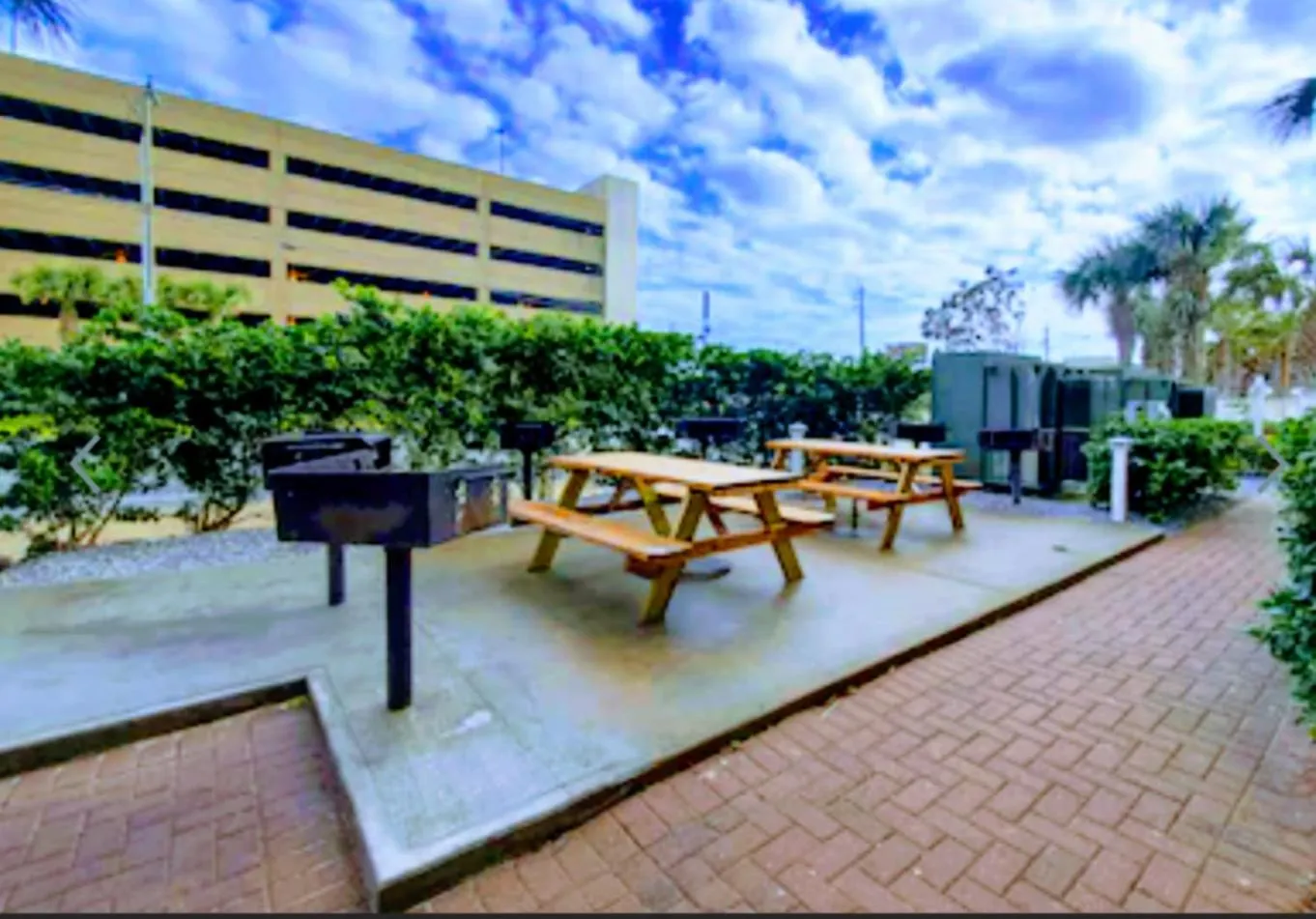 BBQ facilities in Million Dollar Views, Stunning Beachfront Property