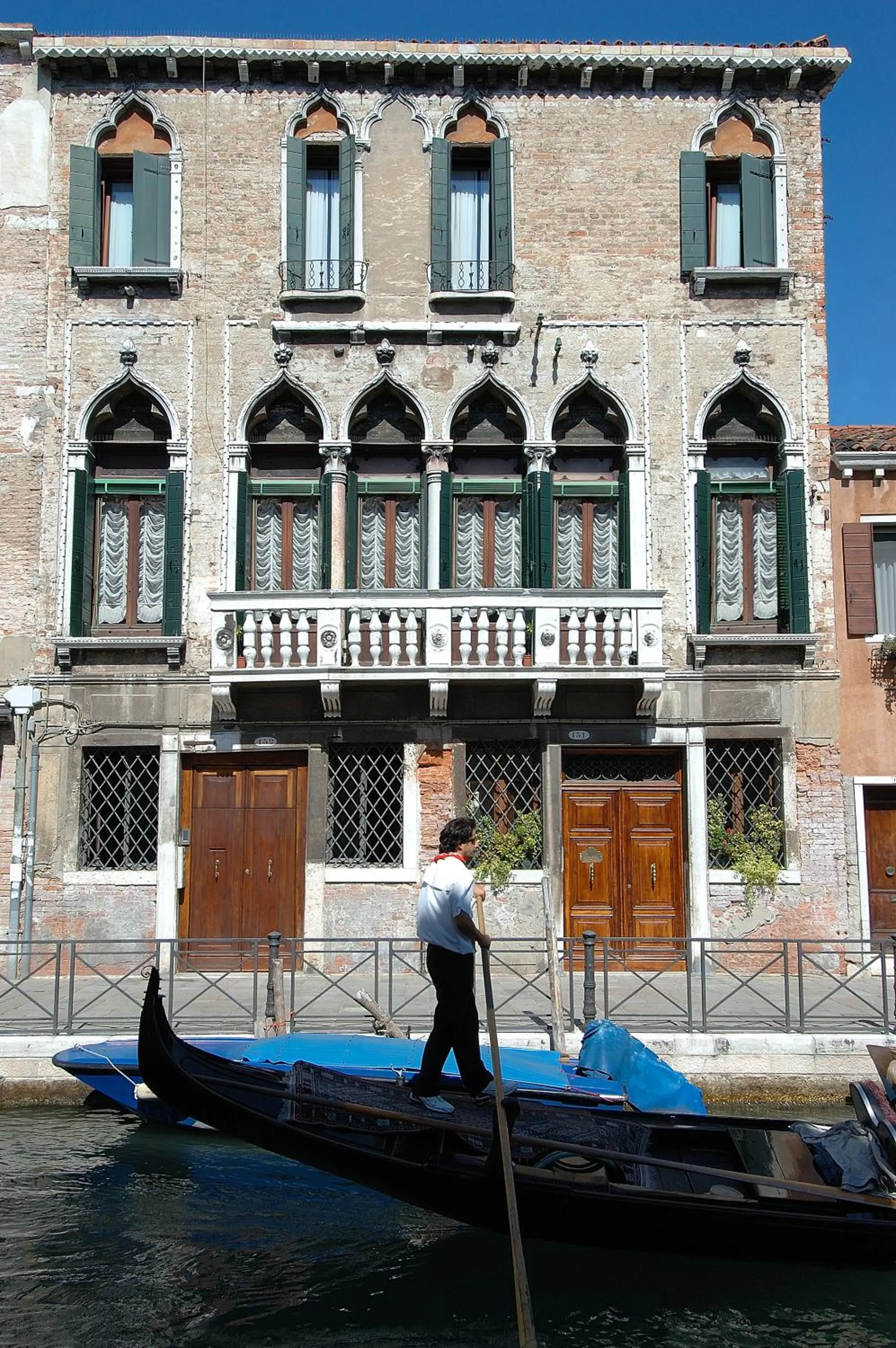 Property building in Palazzo Odoni