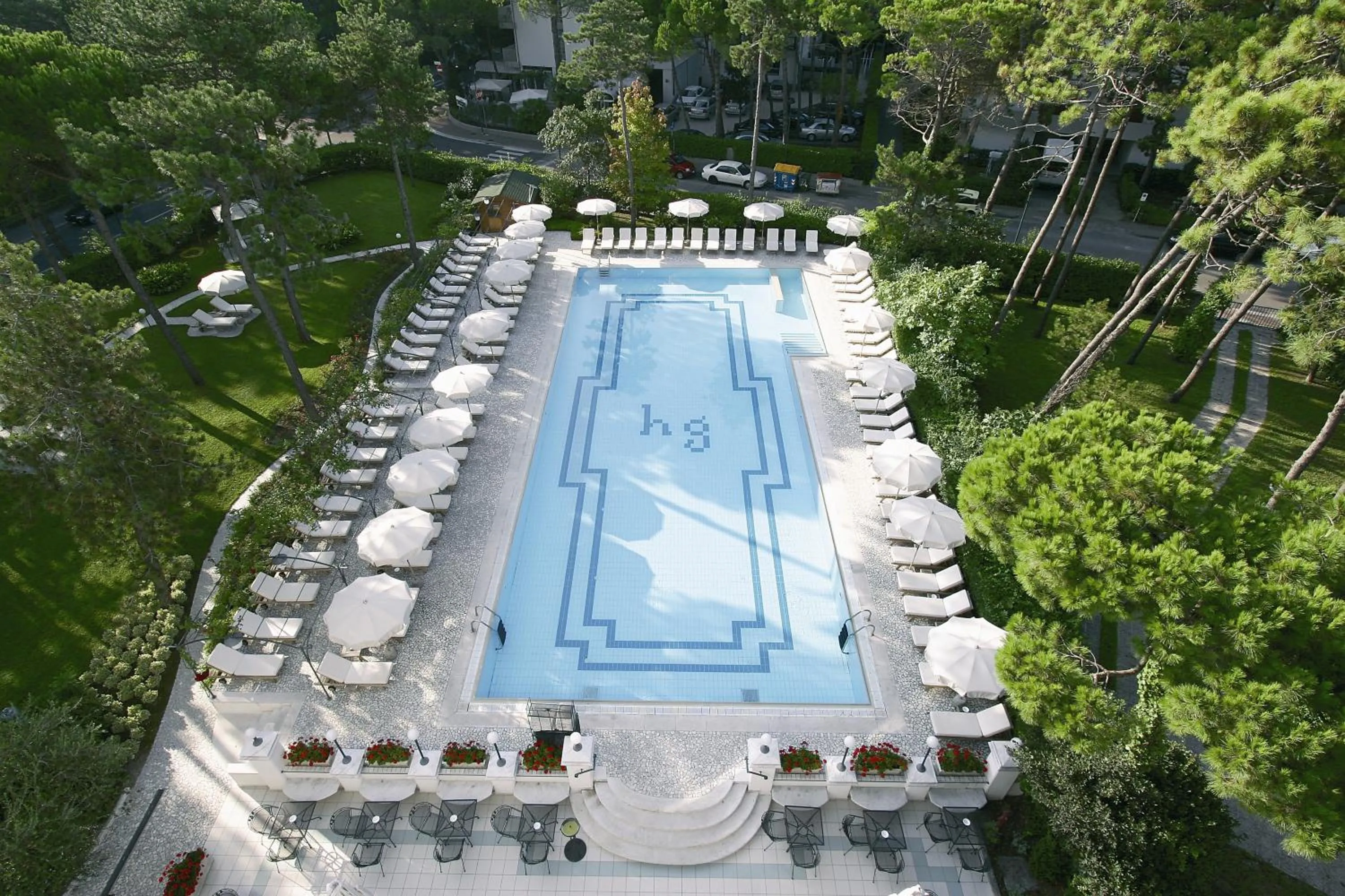 Swimming pool in Hotel Greif