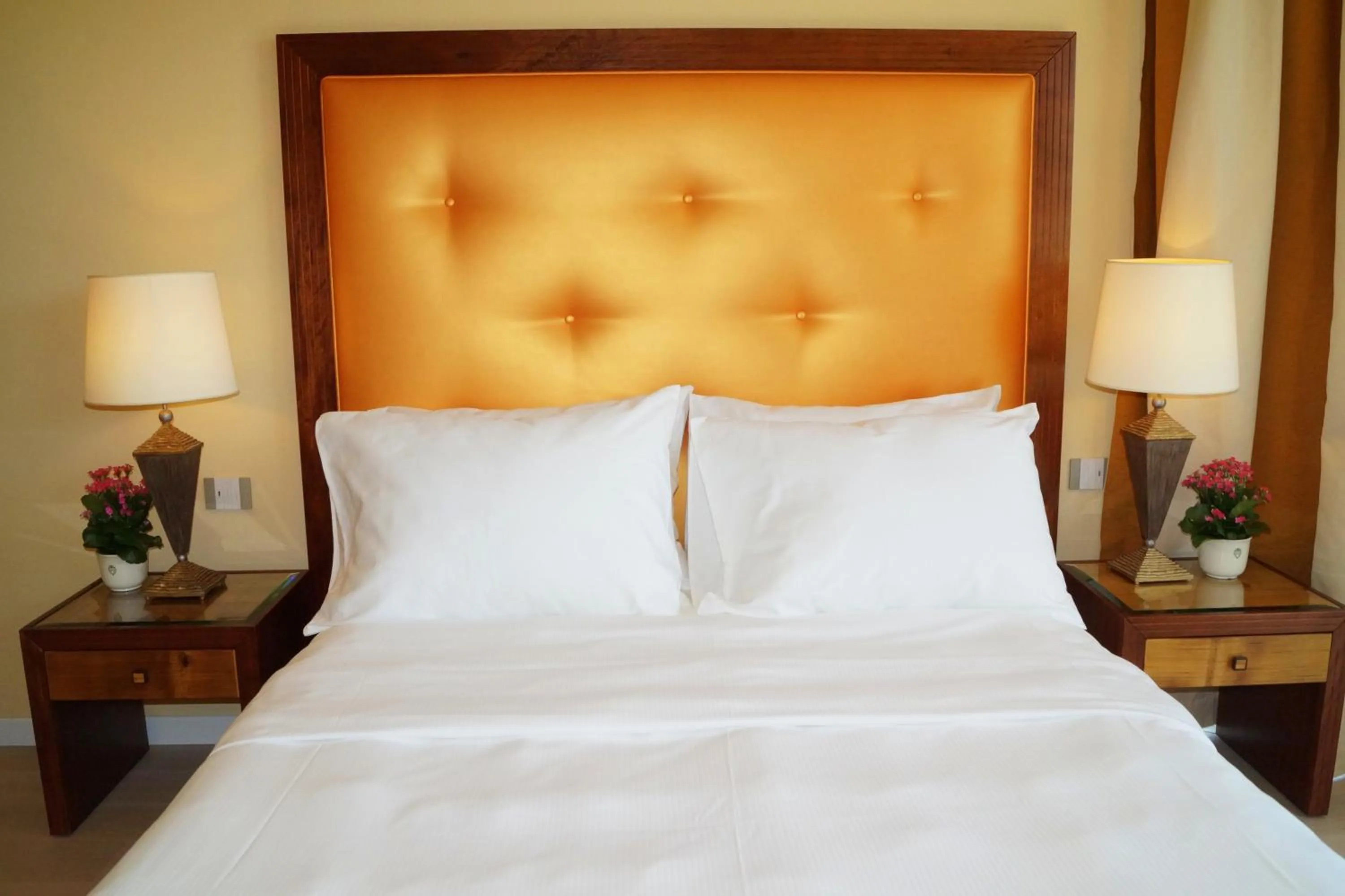Bed in Hotel Greif
