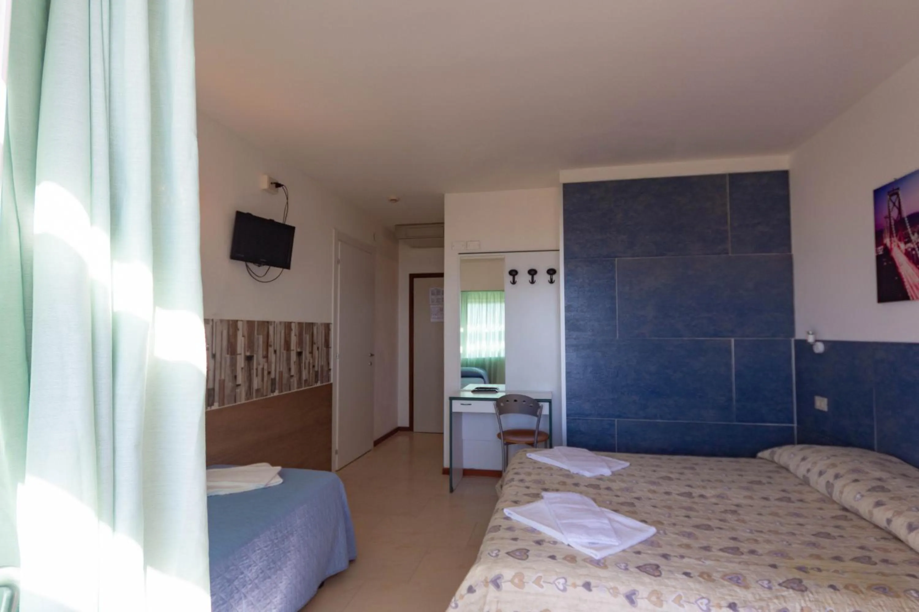 Photo of the whole room in Hotel Ambra