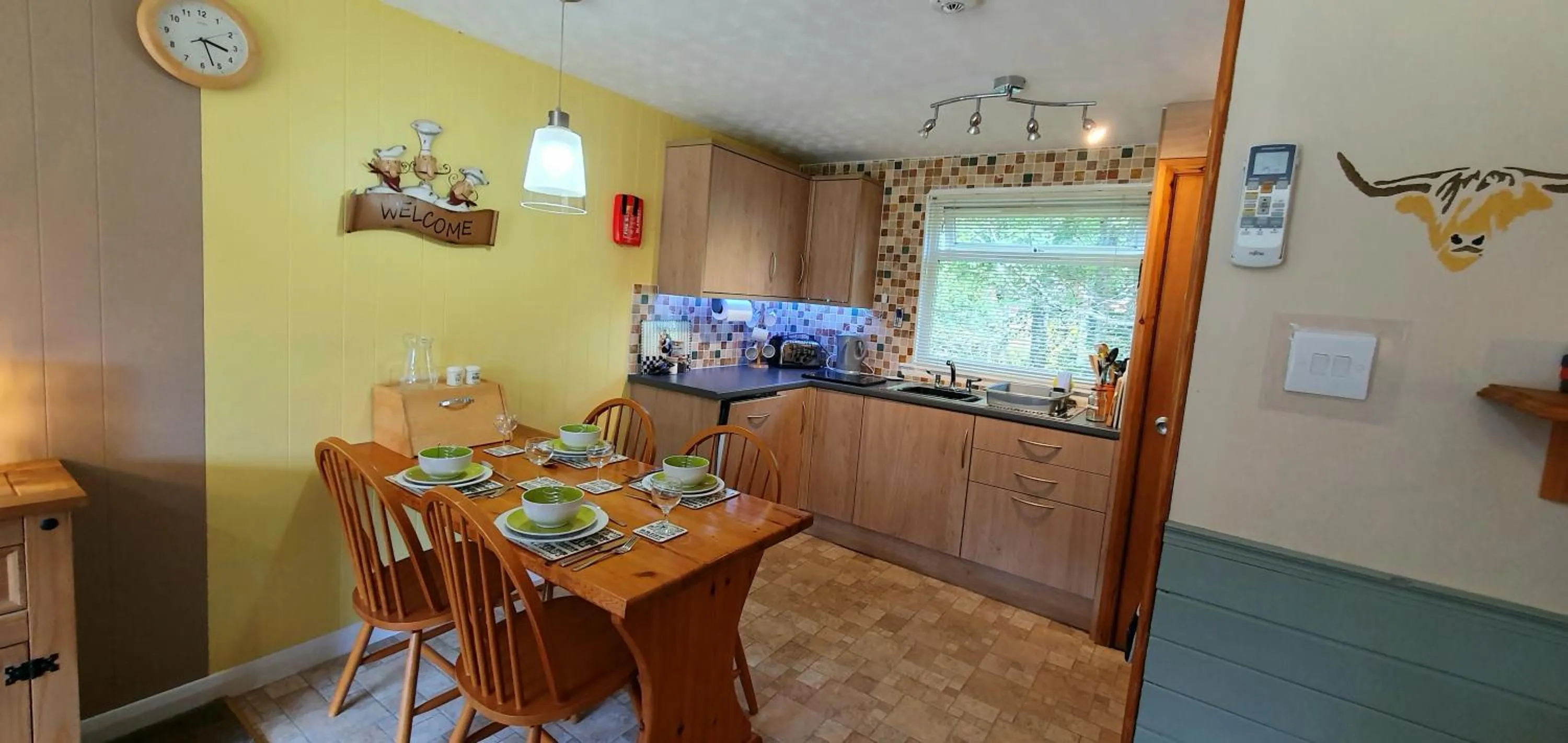 Kitchen or kitchenette in Torcroft Lodges