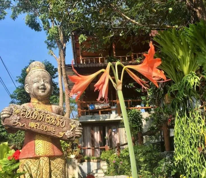 Property building in Tree House Bungalows Koh Tao