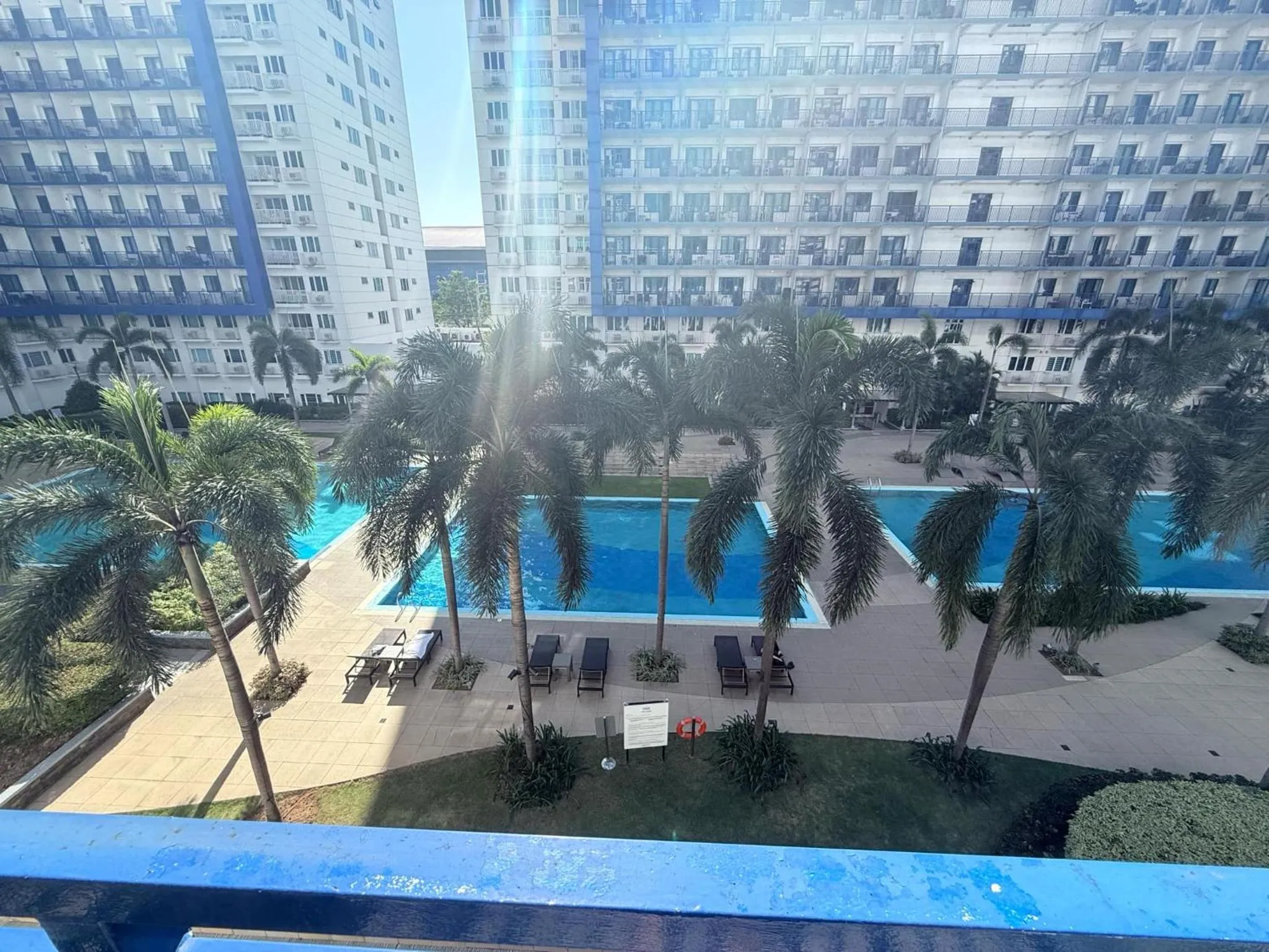 Sea Residences Mall of Asia by Jermel