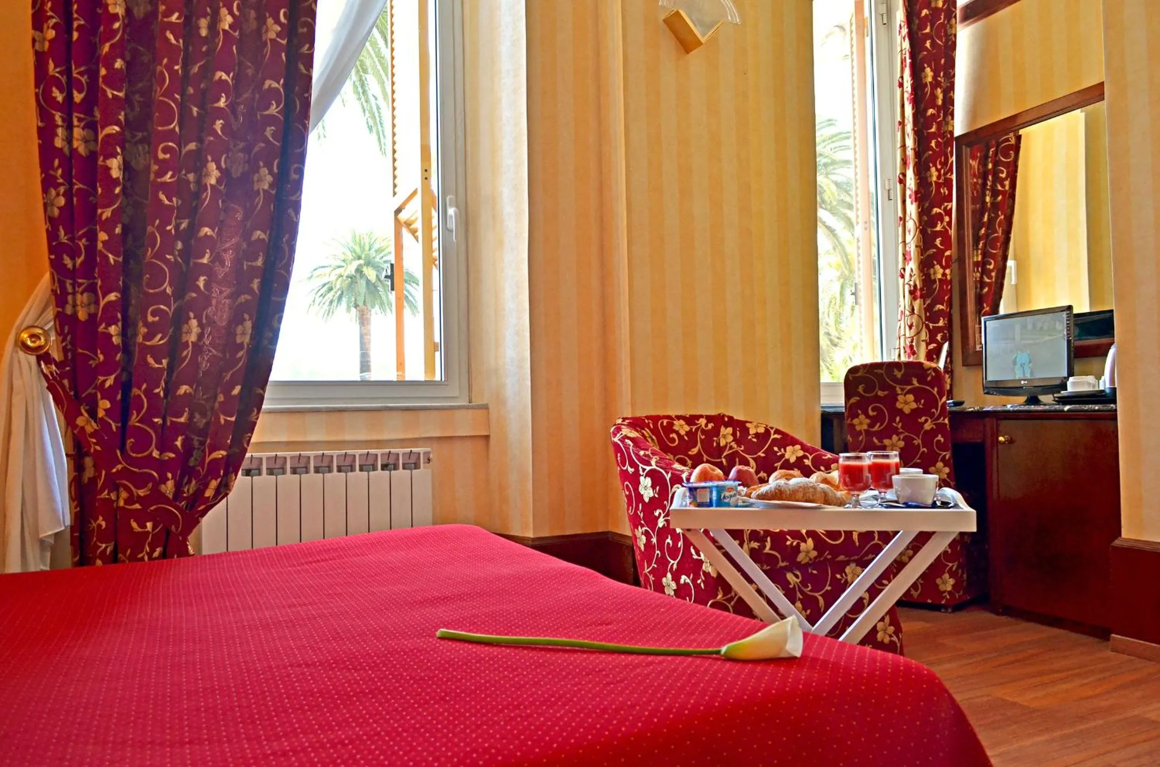 Decorative detail in Hotel Miro'