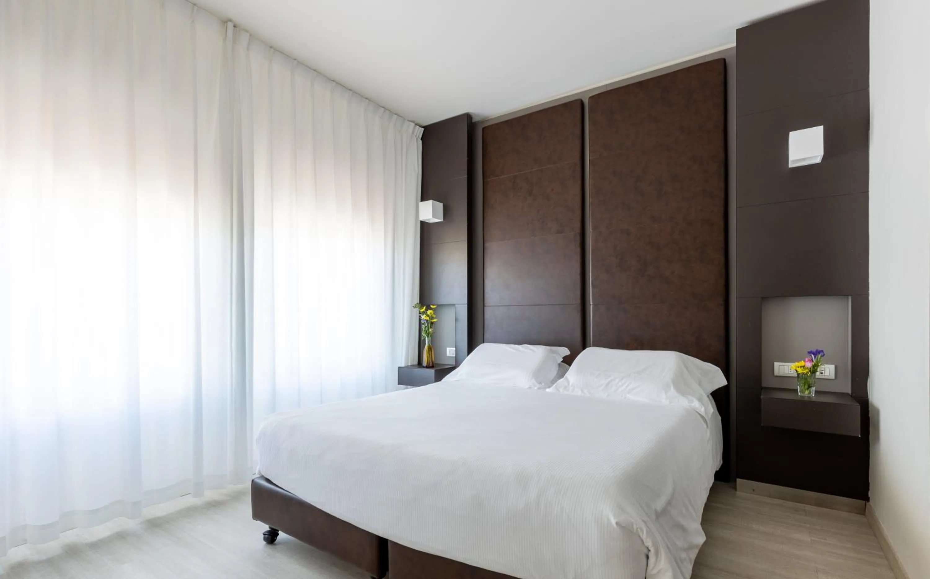 Bedroom, Bed in Wall Art Hotel & Residence