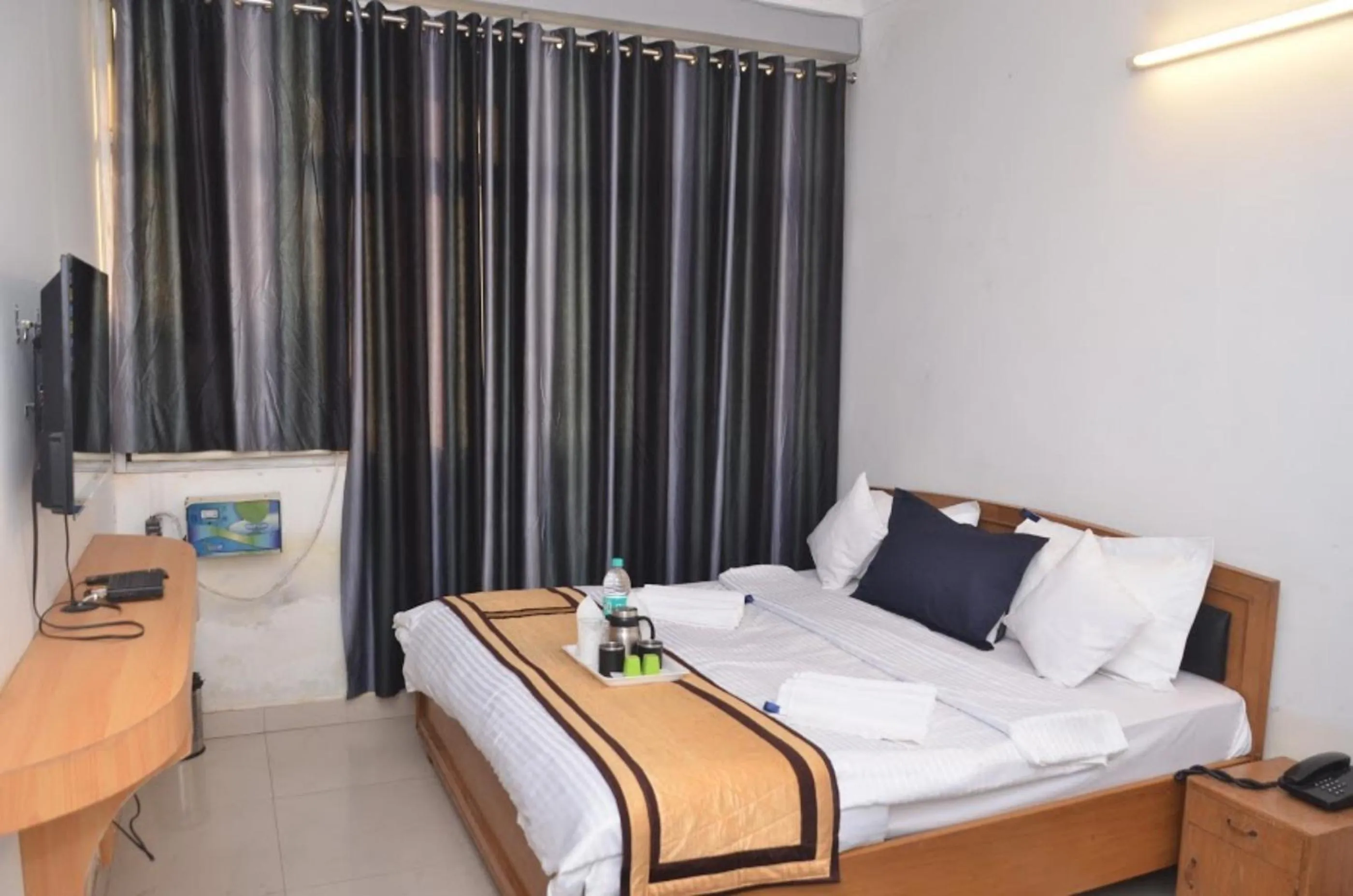 Bed in Hotel Europe Plaza