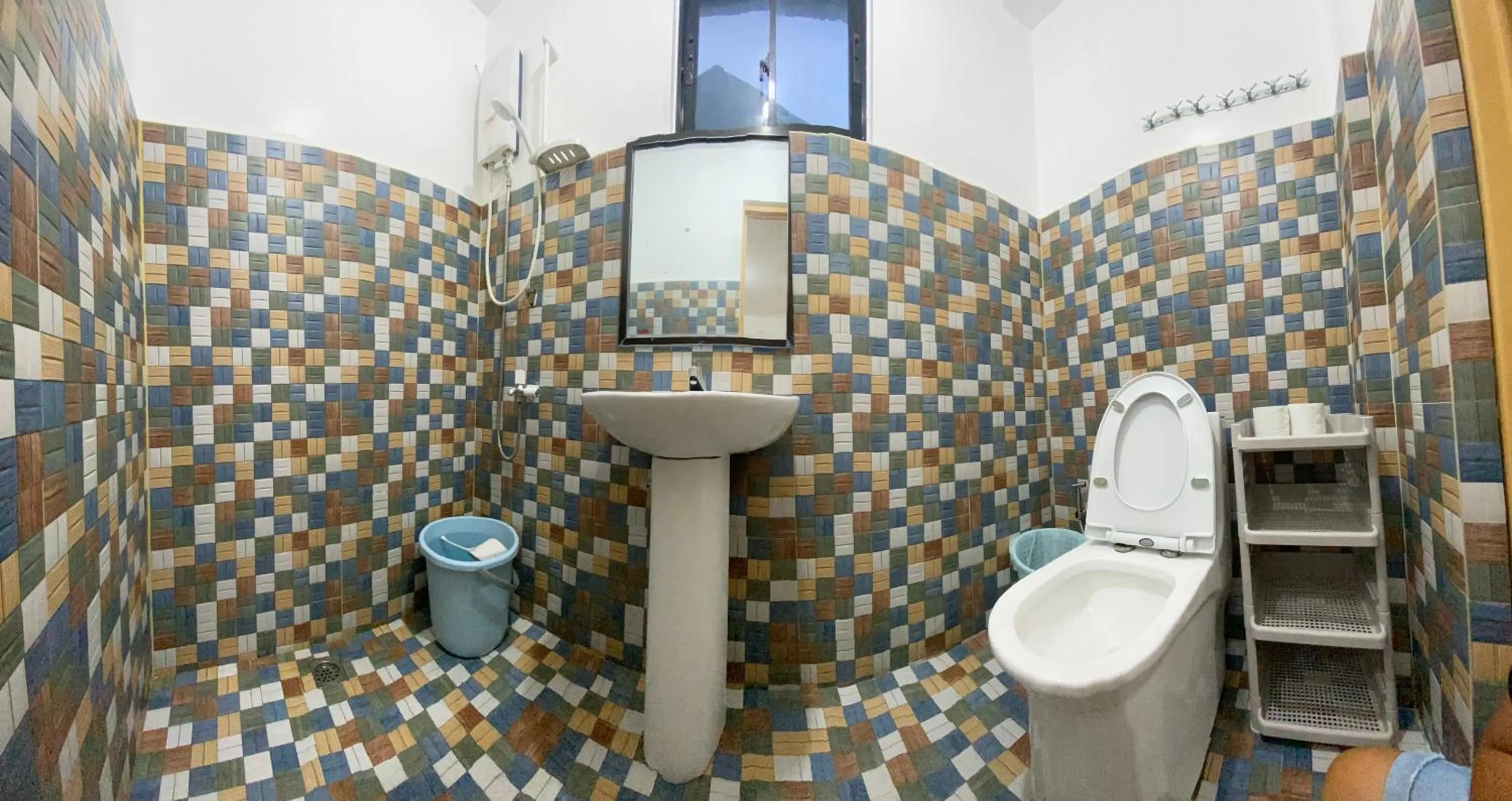 Shower in A&C Aquino Guesthouse