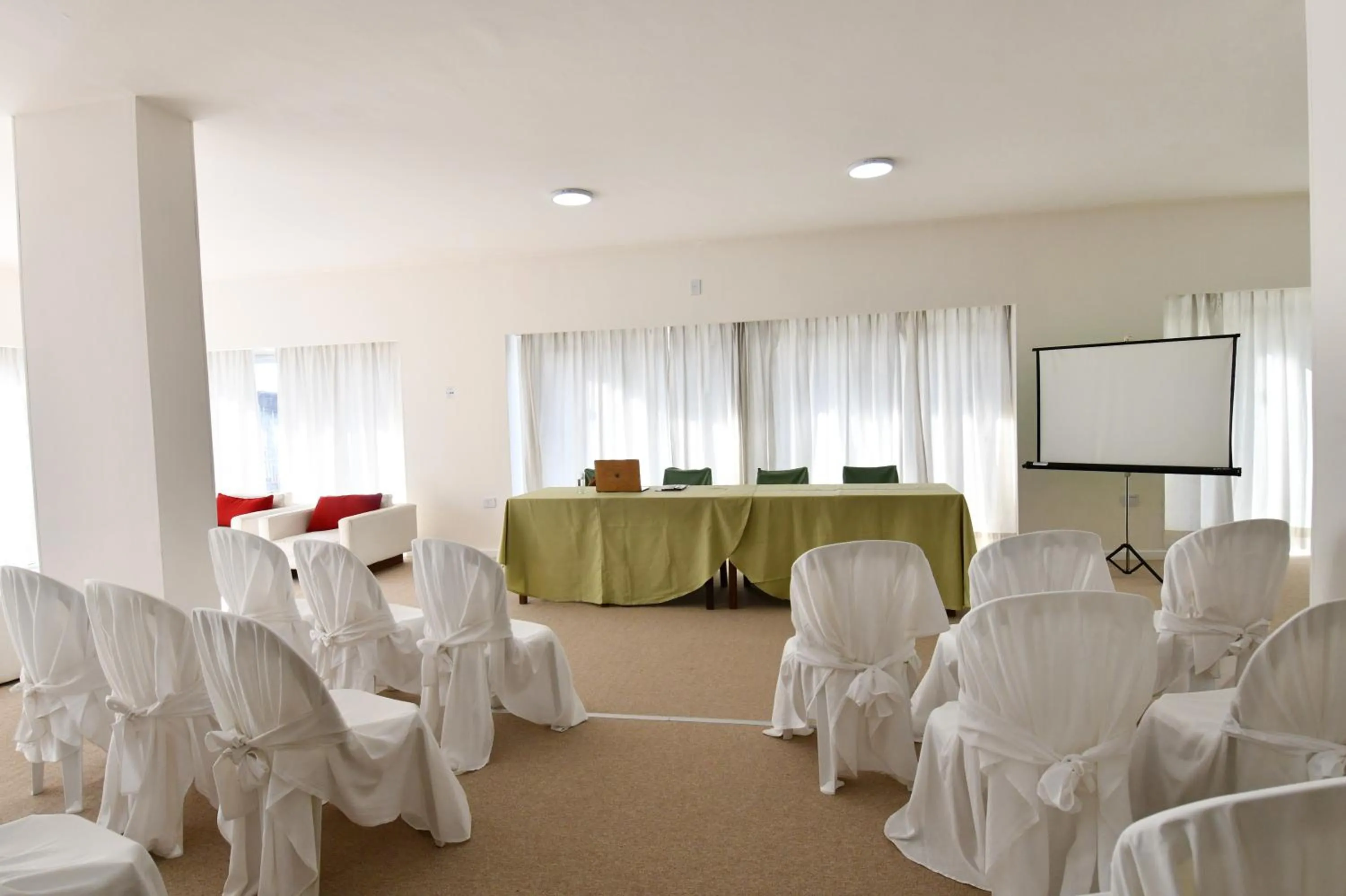 Meeting/conference room in O2 Hotel Gualeguaychú