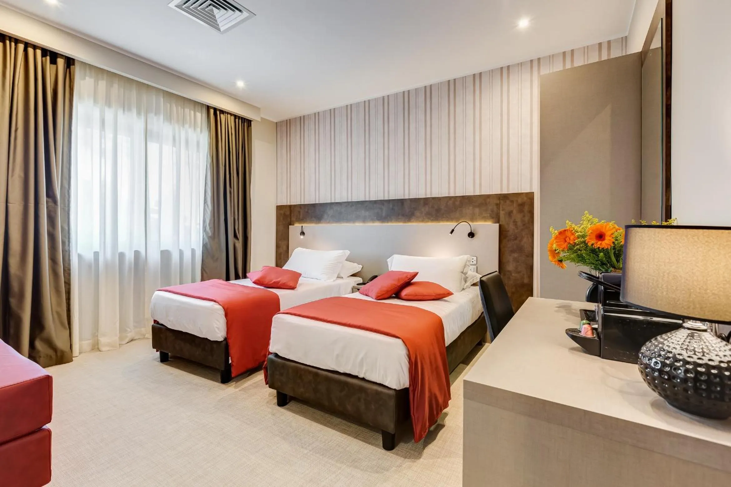 Bed in Eurogarden Hotel