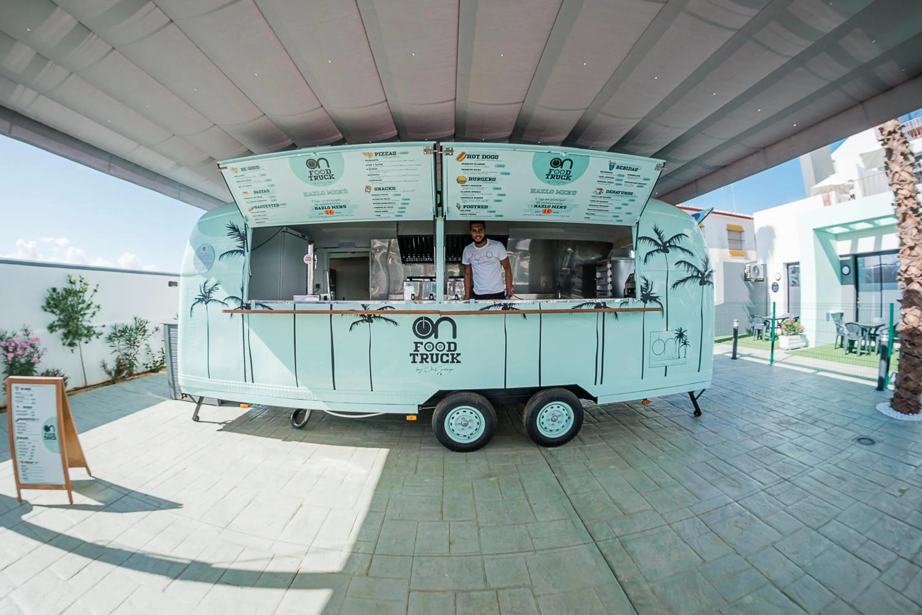 Restaurant/places to eat in ON The Residence