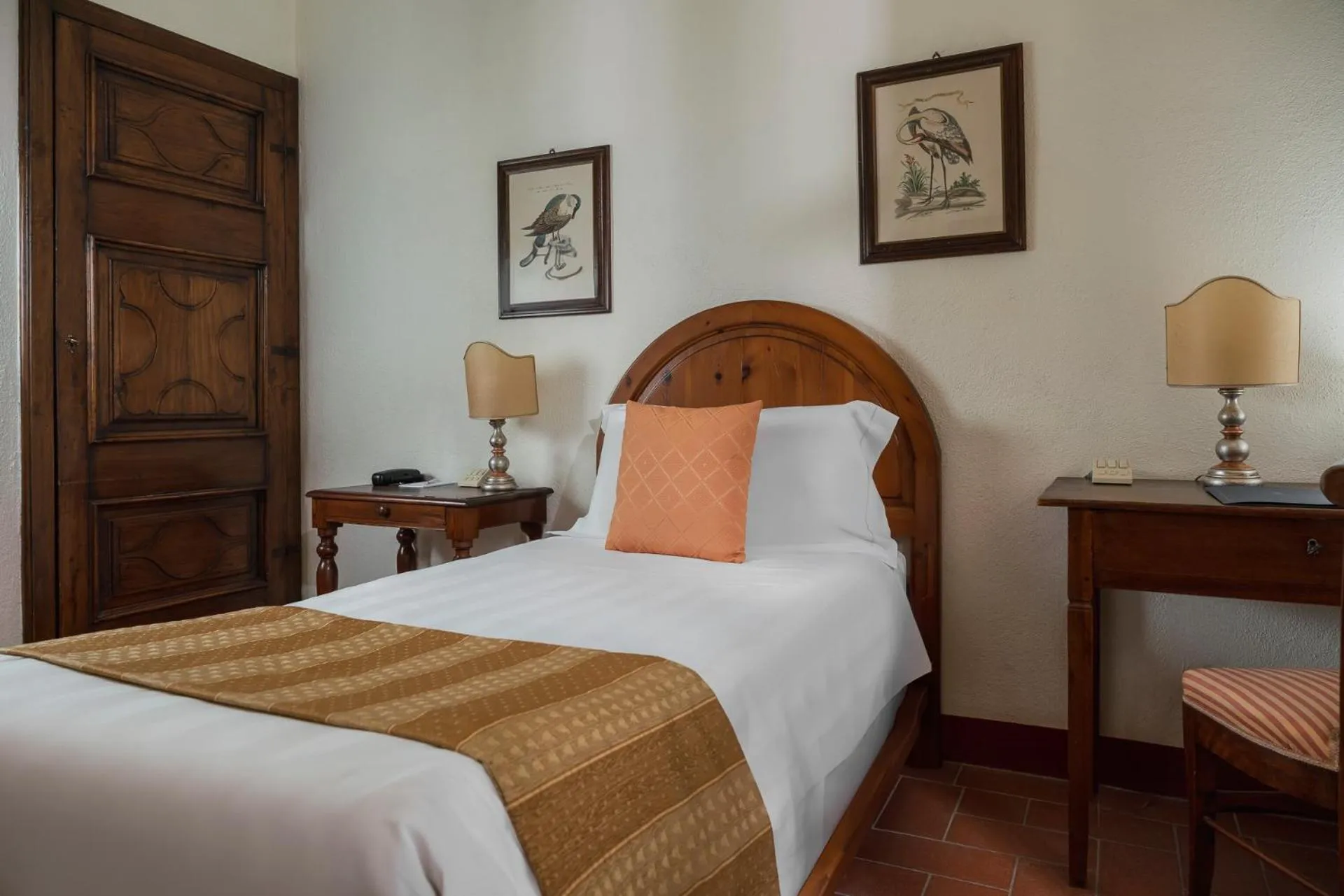 Bedroom, Bed in Relais Vignale & Spa