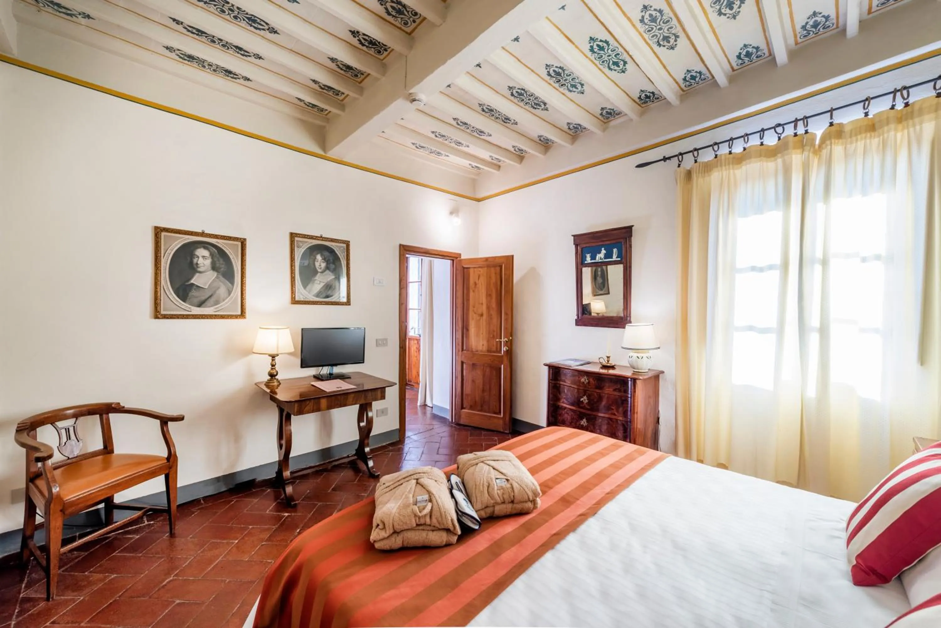 Other, Bed in Relais Vignale & Spa