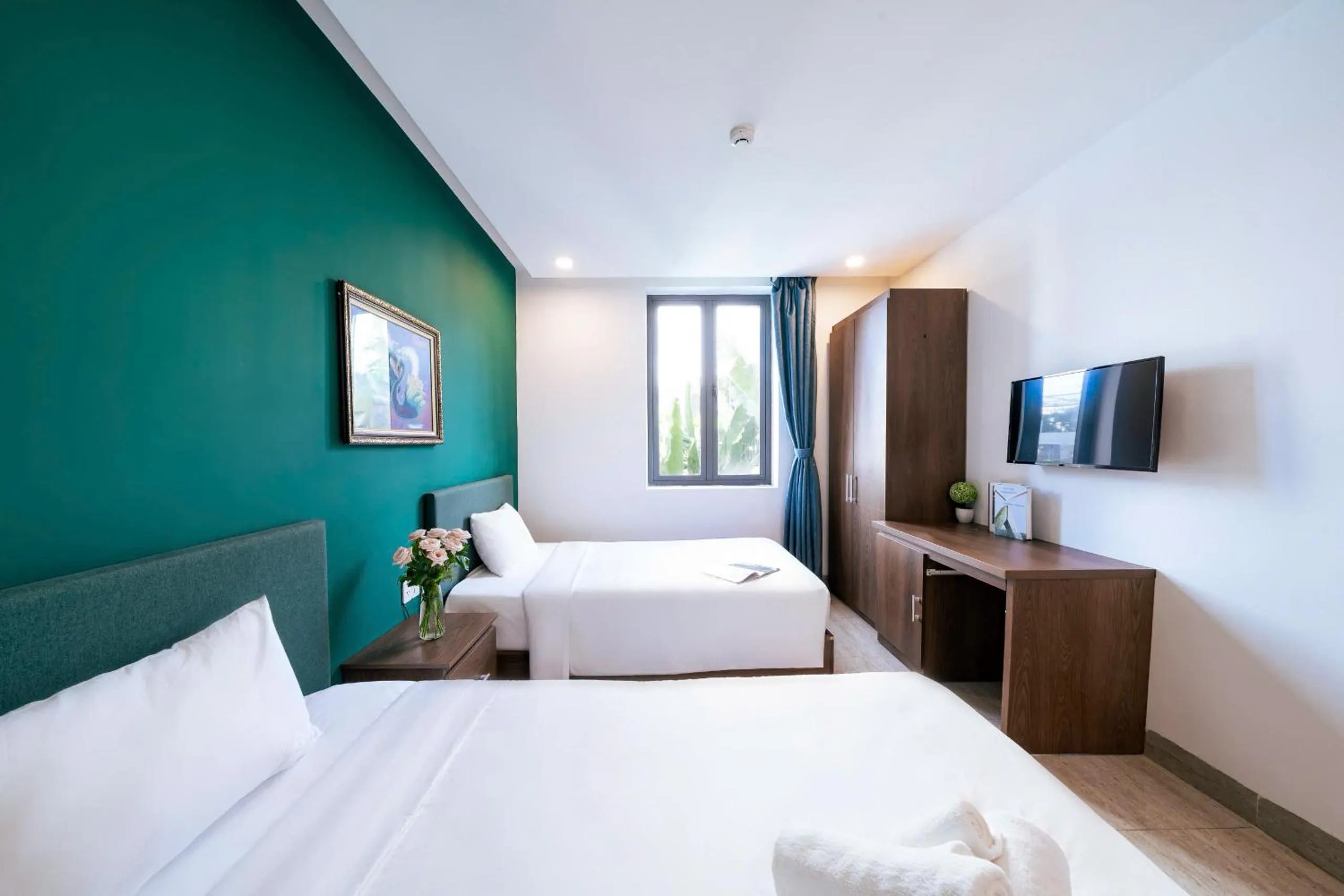 Photo of the whole room, Bed in Ocean Garden Boutique Da Nang by Haviland