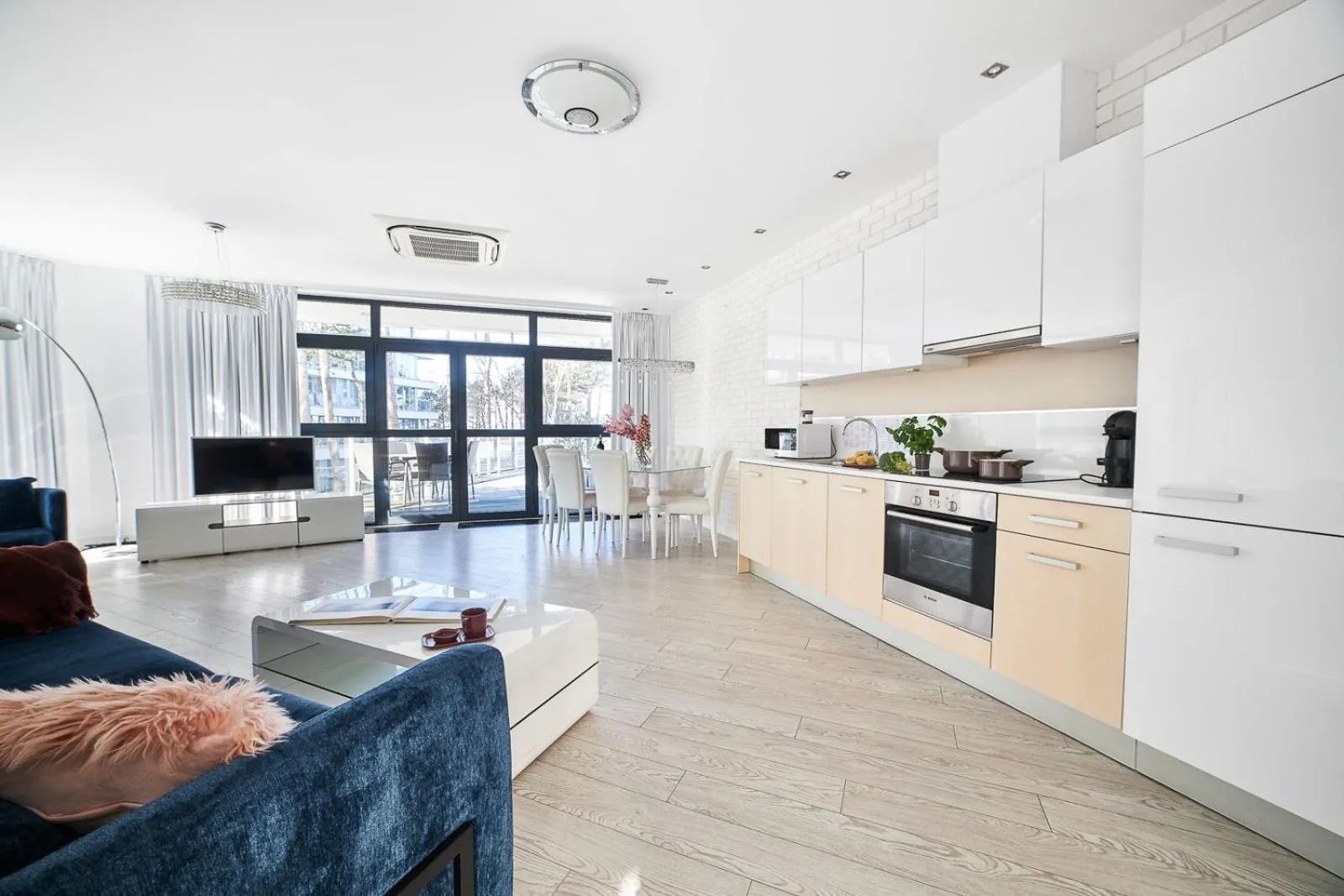 Living room in Dune Beach Resort - A