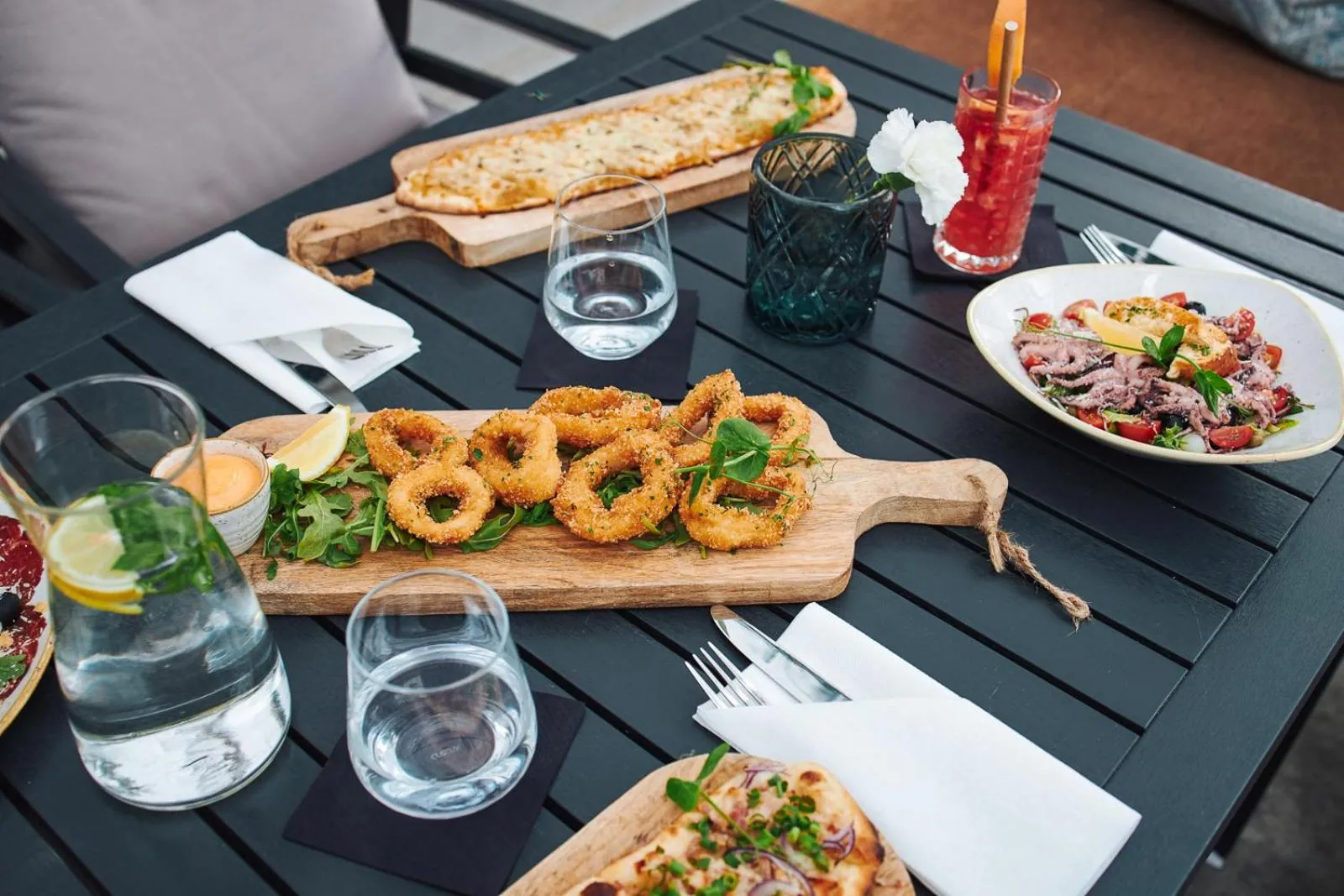 Restaurant/places to eat in Dune Beach Resort - A