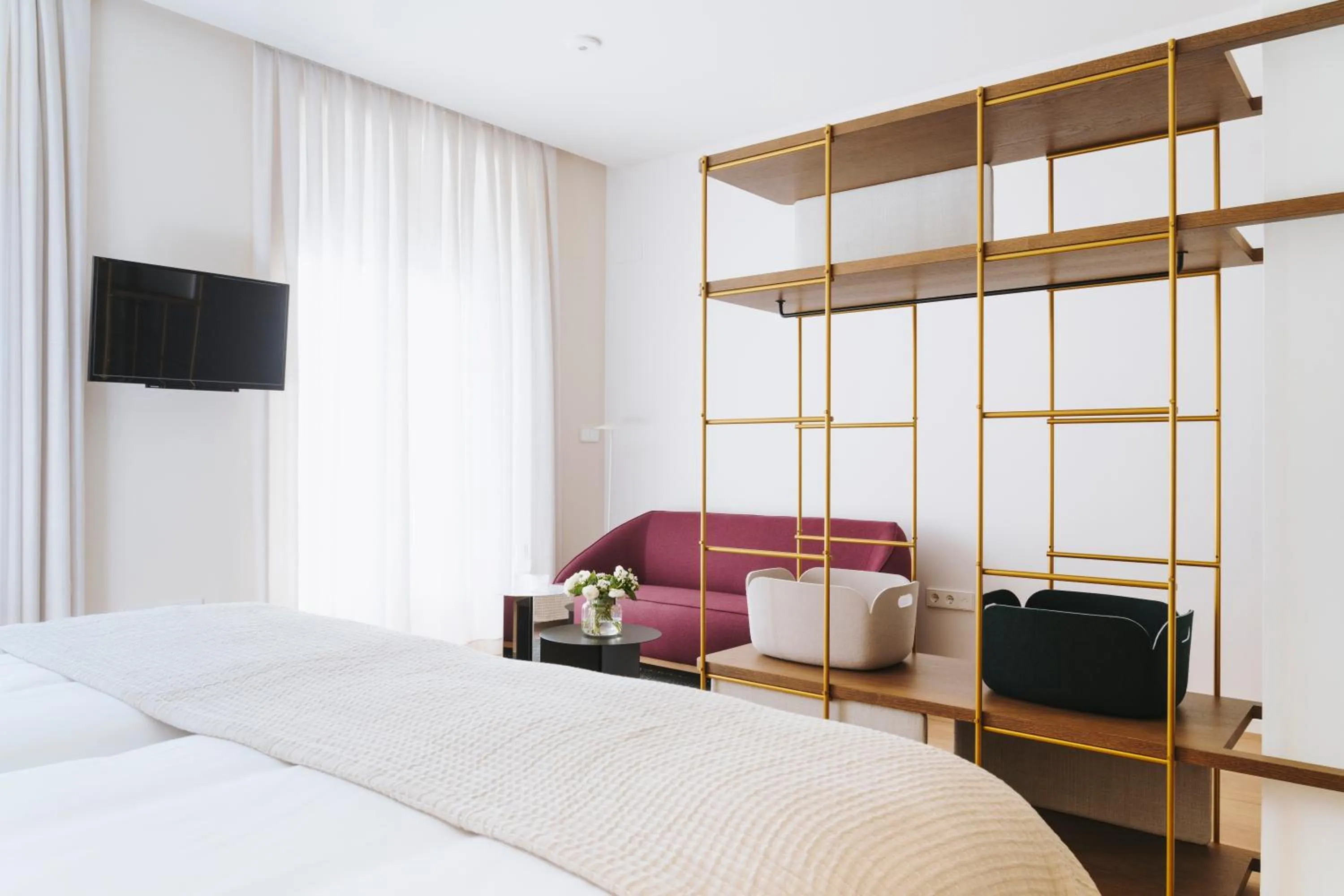 Photo of the whole room, Bed in The Passage Apartments