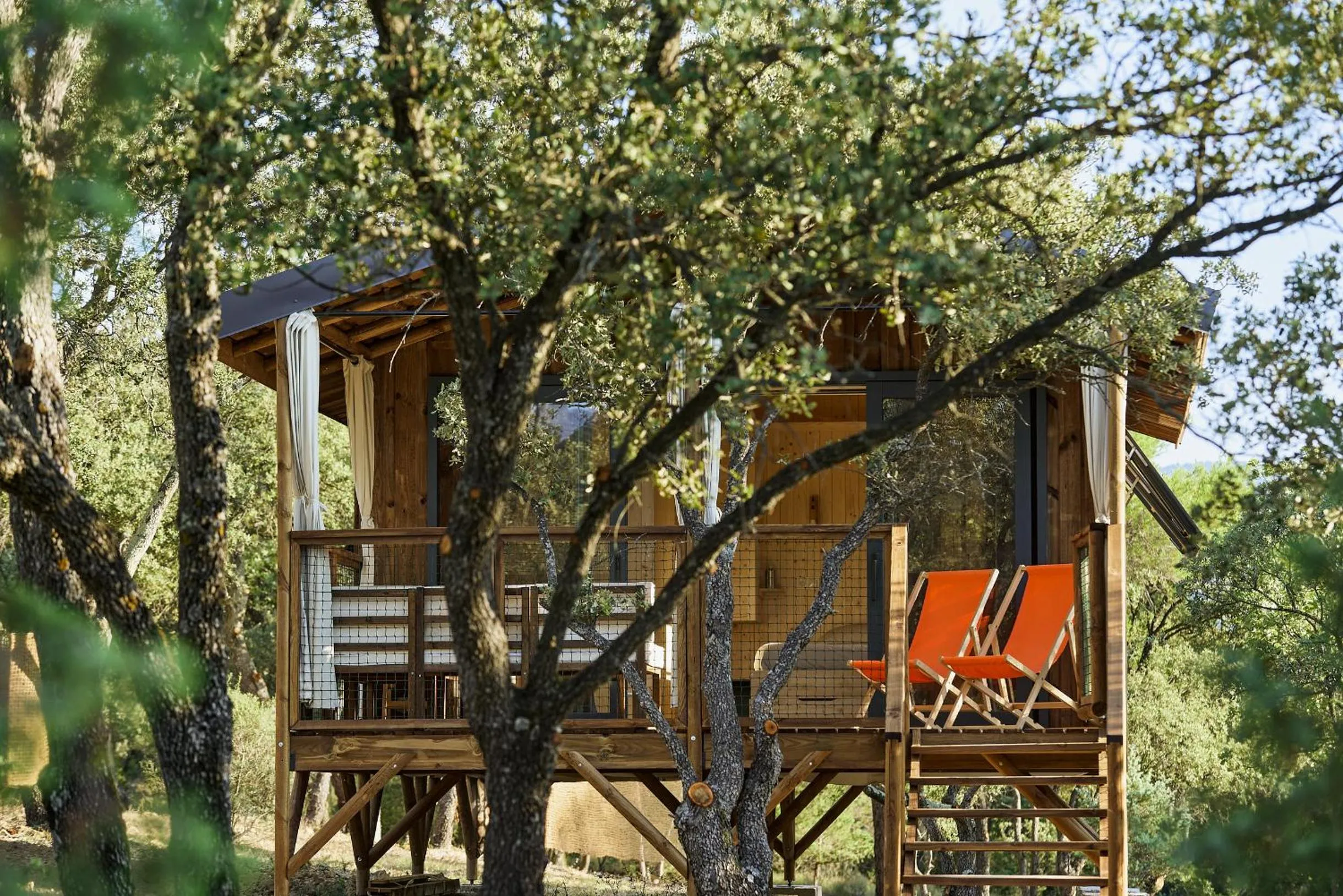 Property building in Domaine La Ferme HI bride