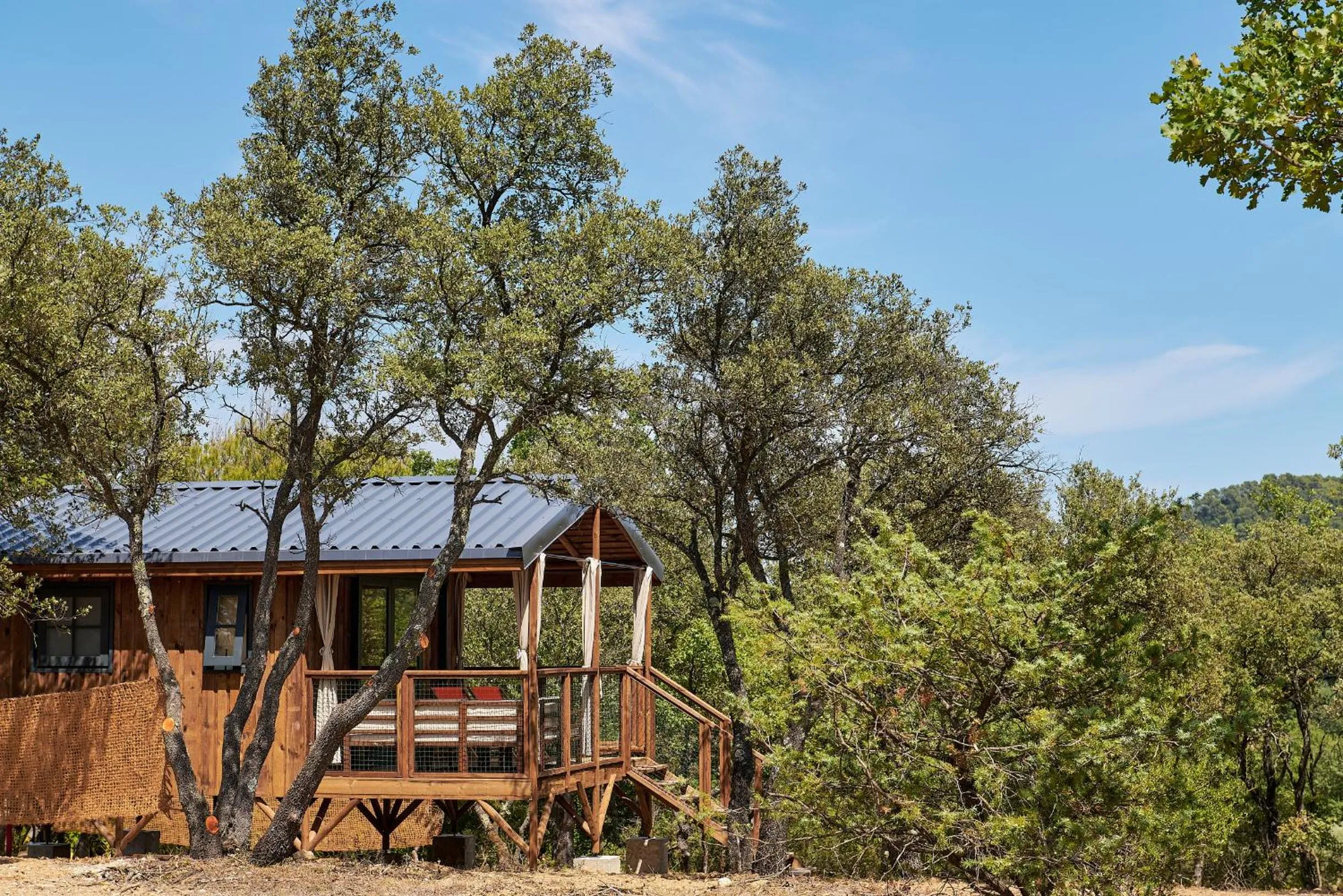 Property building in Domaine La Ferme HI bride