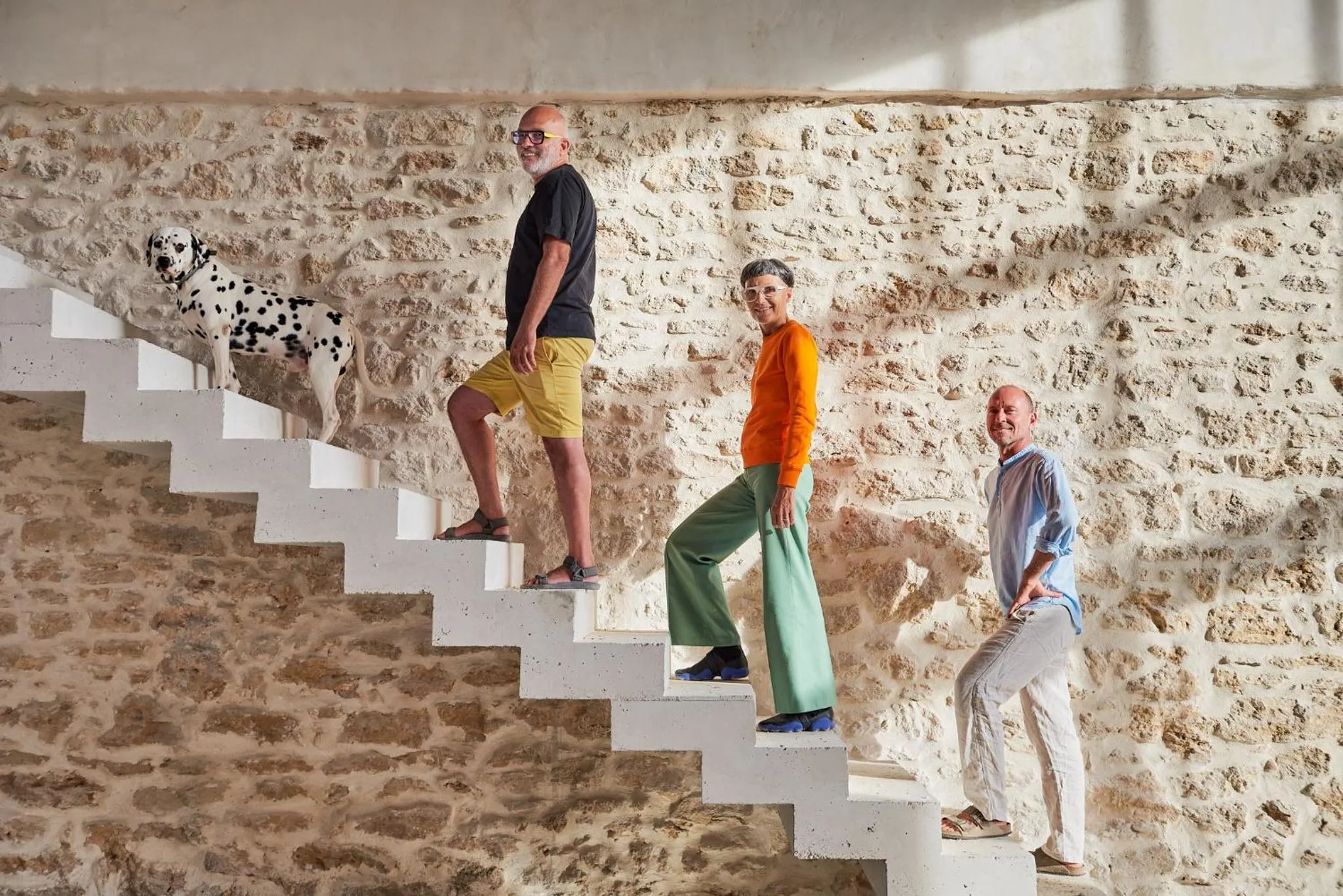 Staff in Domaine La Ferme HI bride