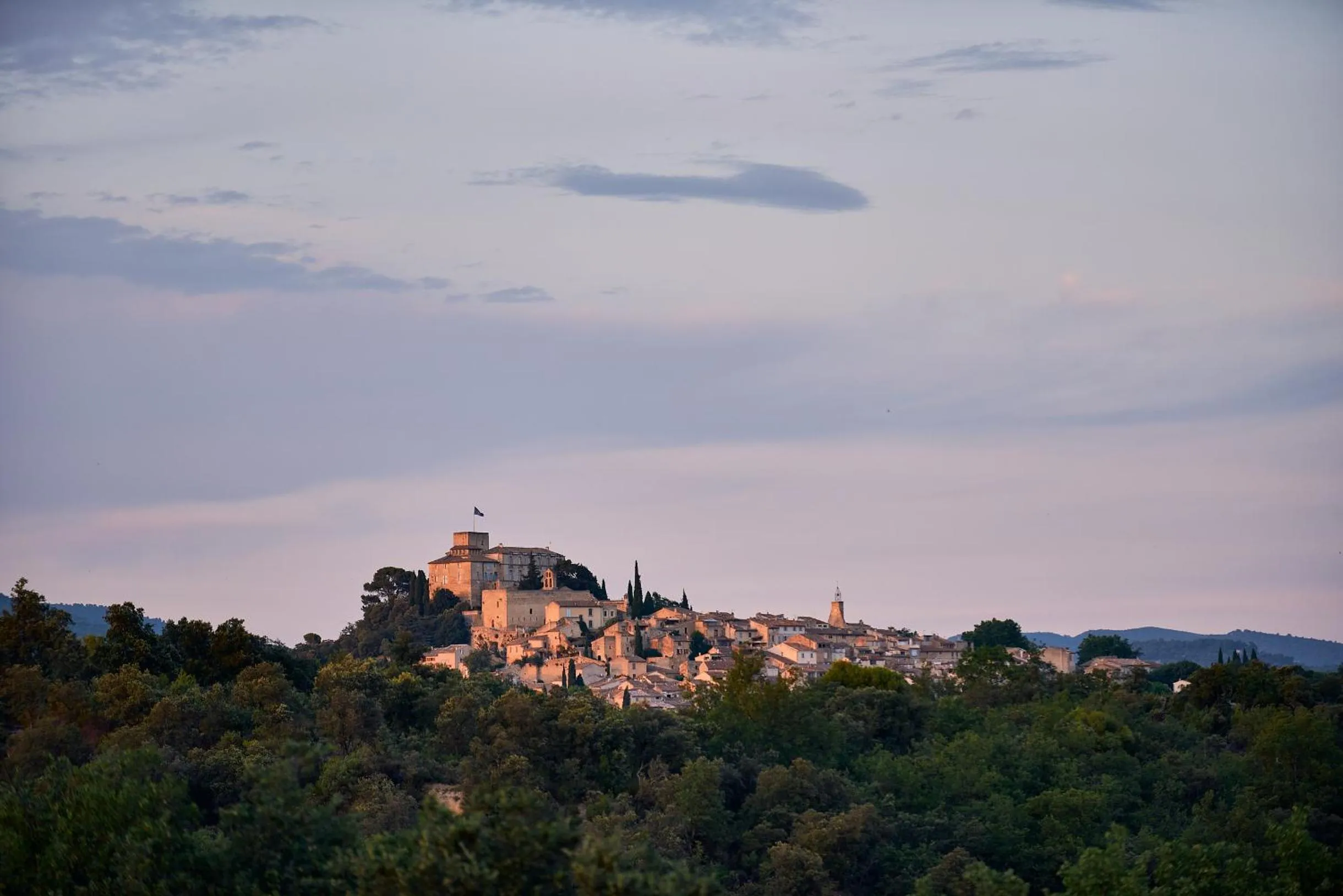 Landmark view in Domaine La Ferme HI bride