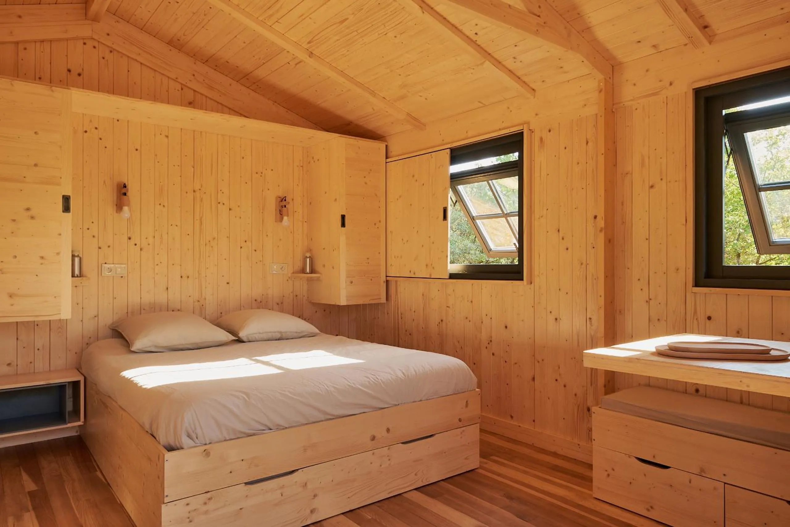 Bed in Domaine La Ferme HI bride